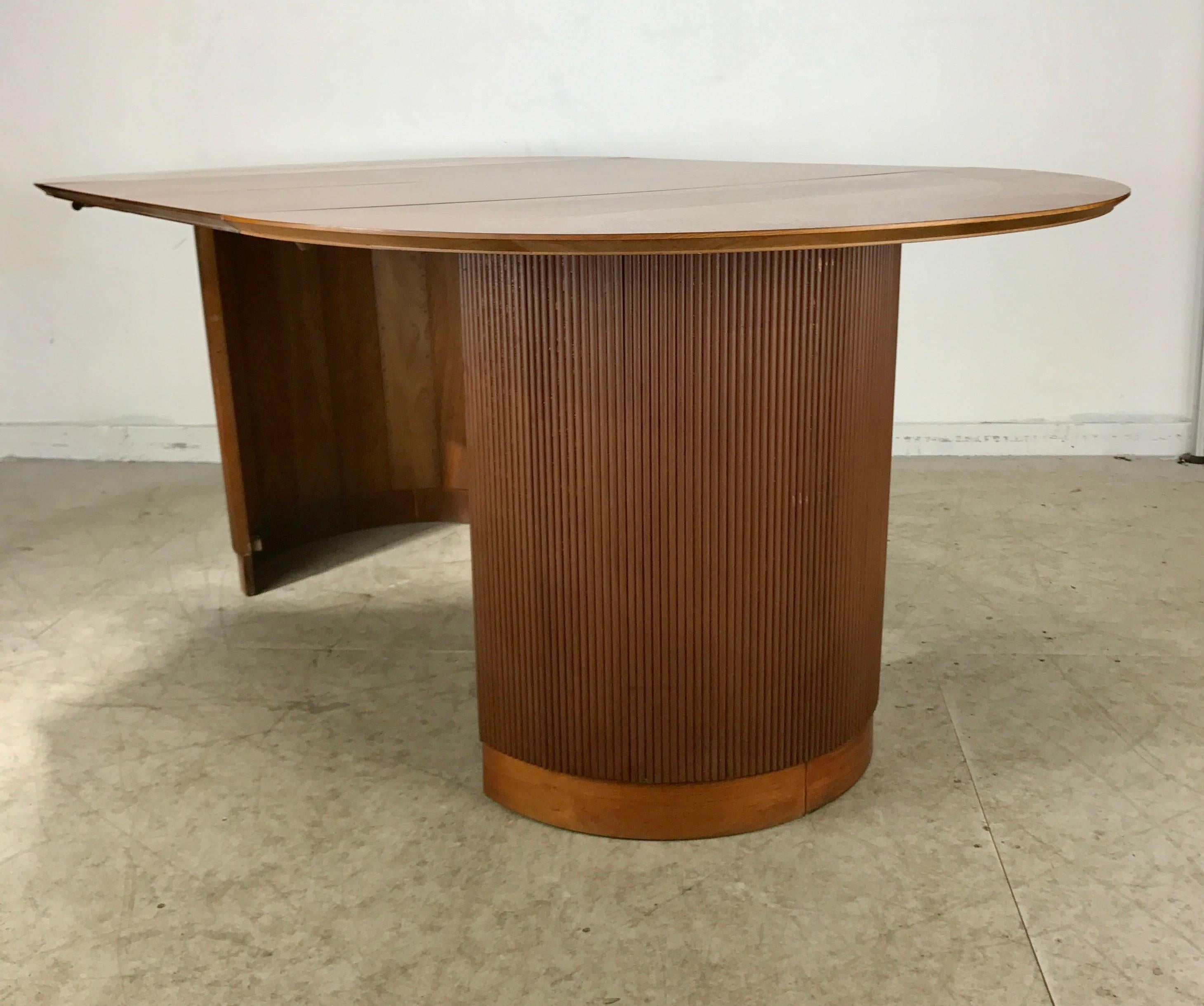 Oiled Unusual Cylinder Base Round Expandable Dining Table for Lane Furniture