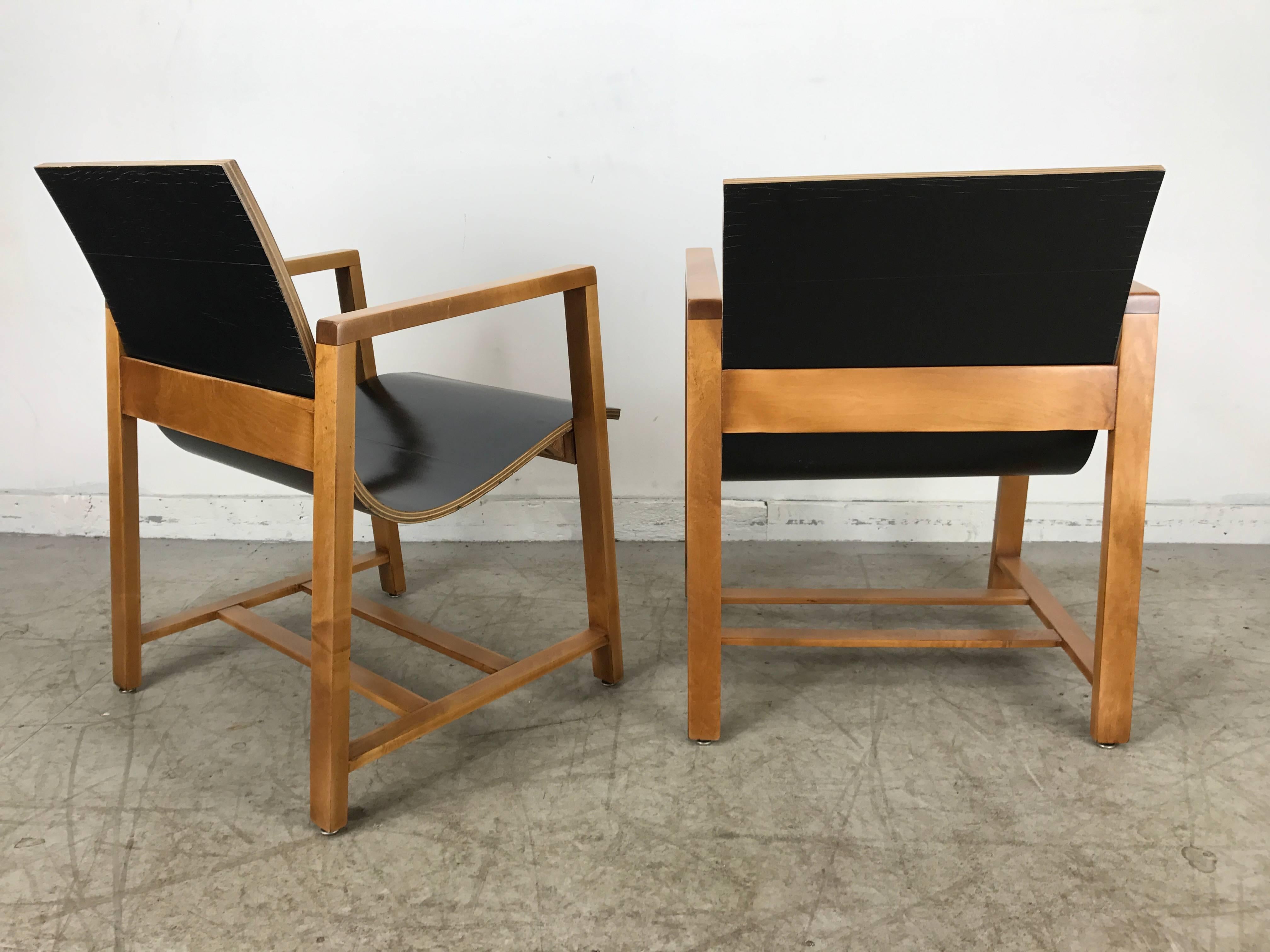 Seltenes Paar „Kleinhans“-Stühle, um 1939 Charles Eames/Eero Saarinen (Lackiert) im Angebot