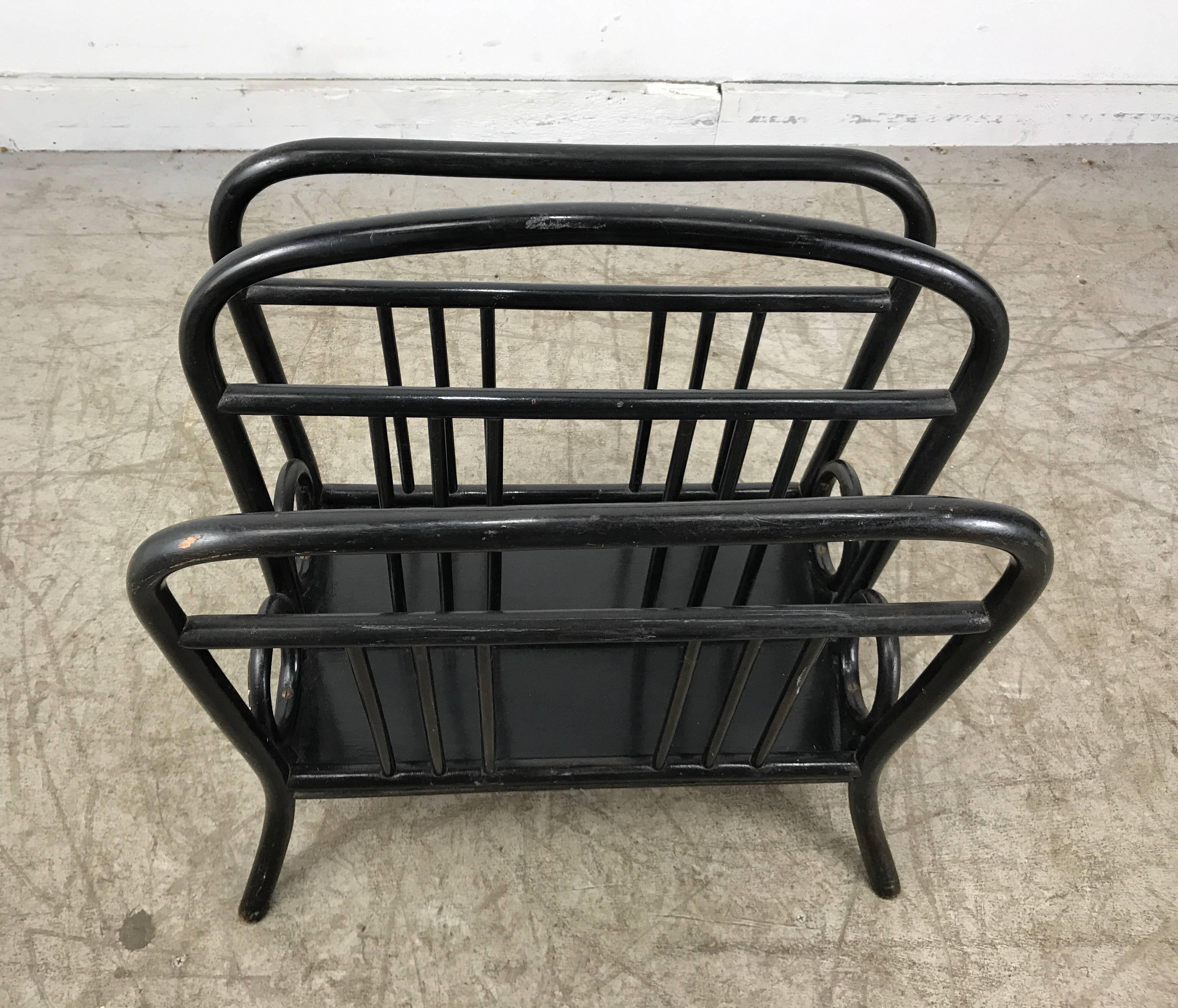 German Early Bentwood Magazine Rack Made by Thonet, Manner of Josef Hoffman