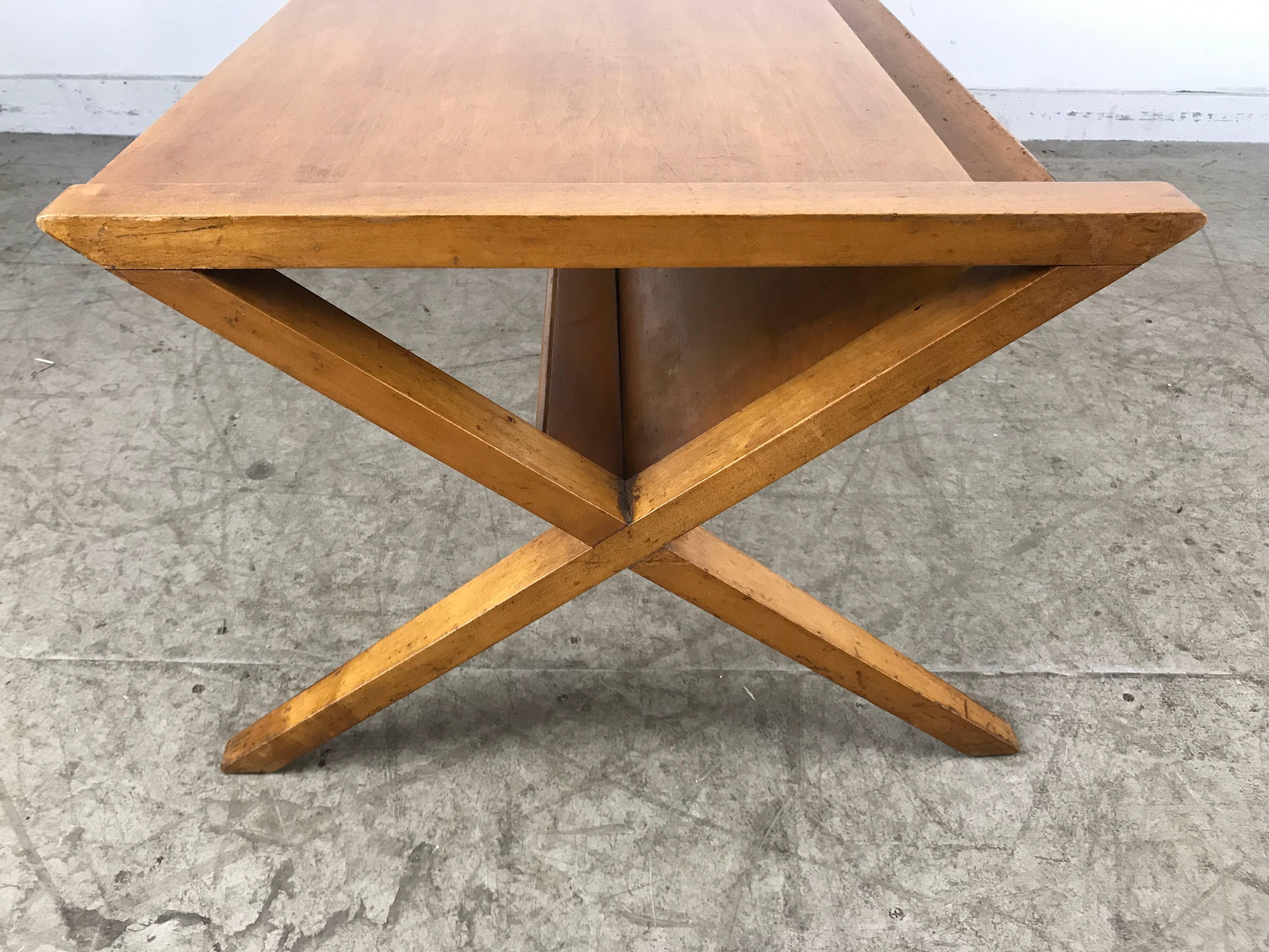 Modernist Blonde Mahogany Coffee / Magazine Table, X-Sides, Robsjohn In Good Condition For Sale In Buffalo, NY