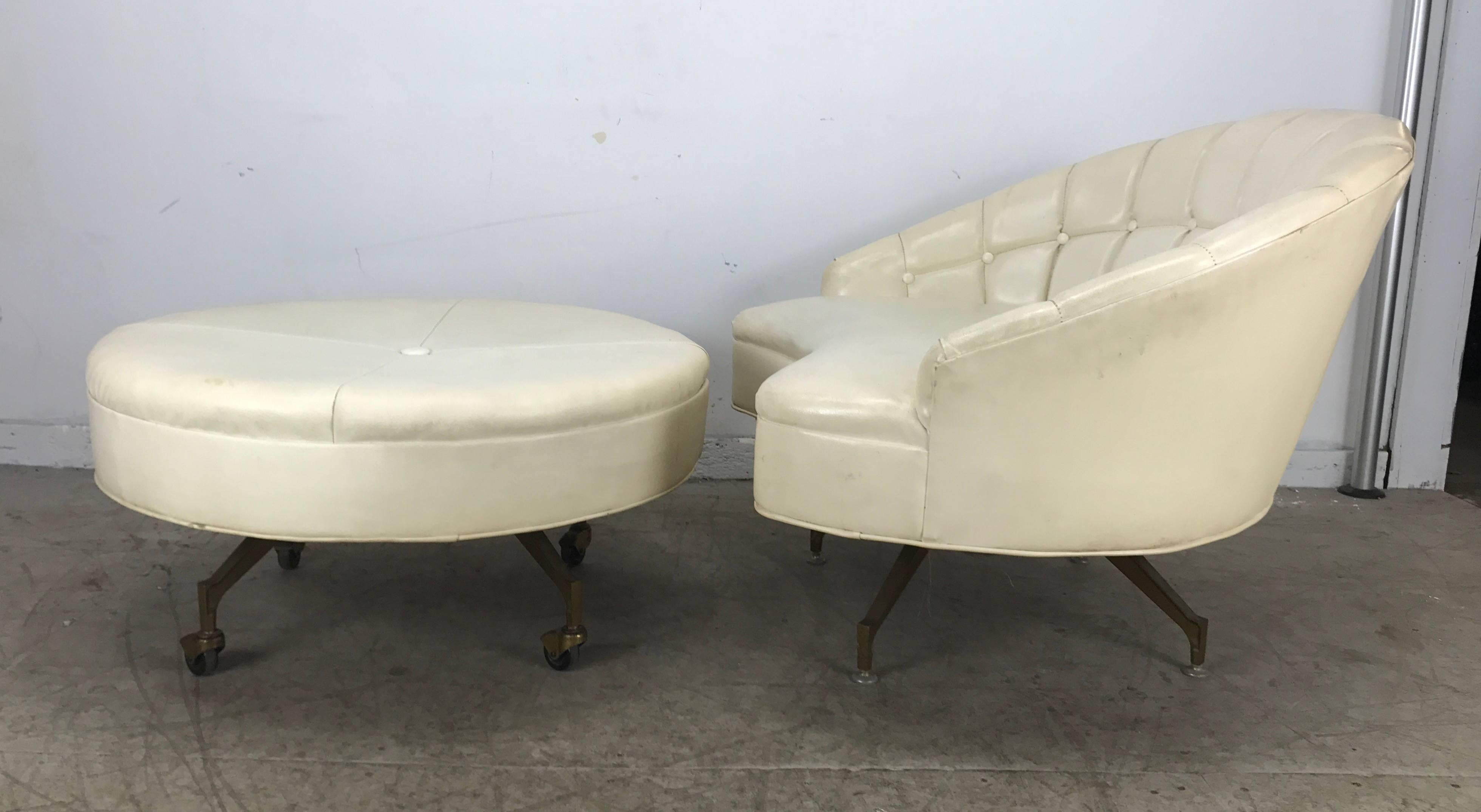 Unusual Pop Modernist White Naugahyde Barrel Lounge and Round Ottoman In Good Condition In Buffalo, NY