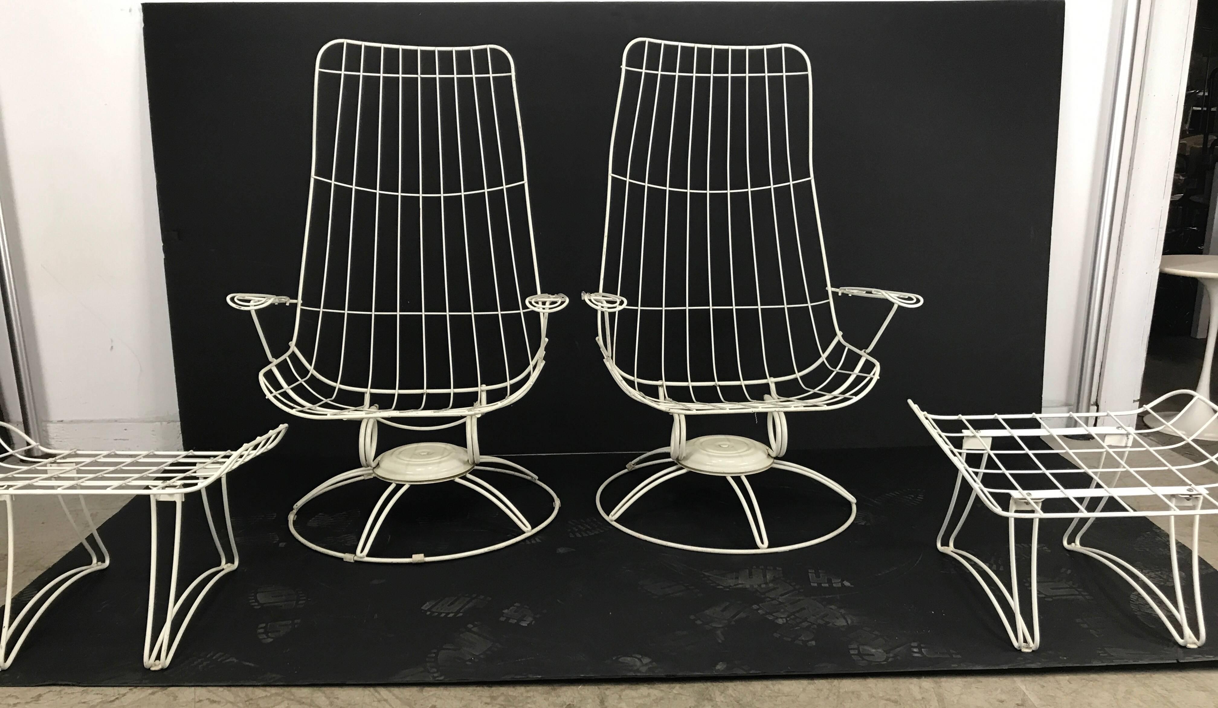 Pair of Modernist Iron Tilt Swivel Lounge Garden Chairs and Ottomans, Homecrest In Good Condition In Buffalo, NY