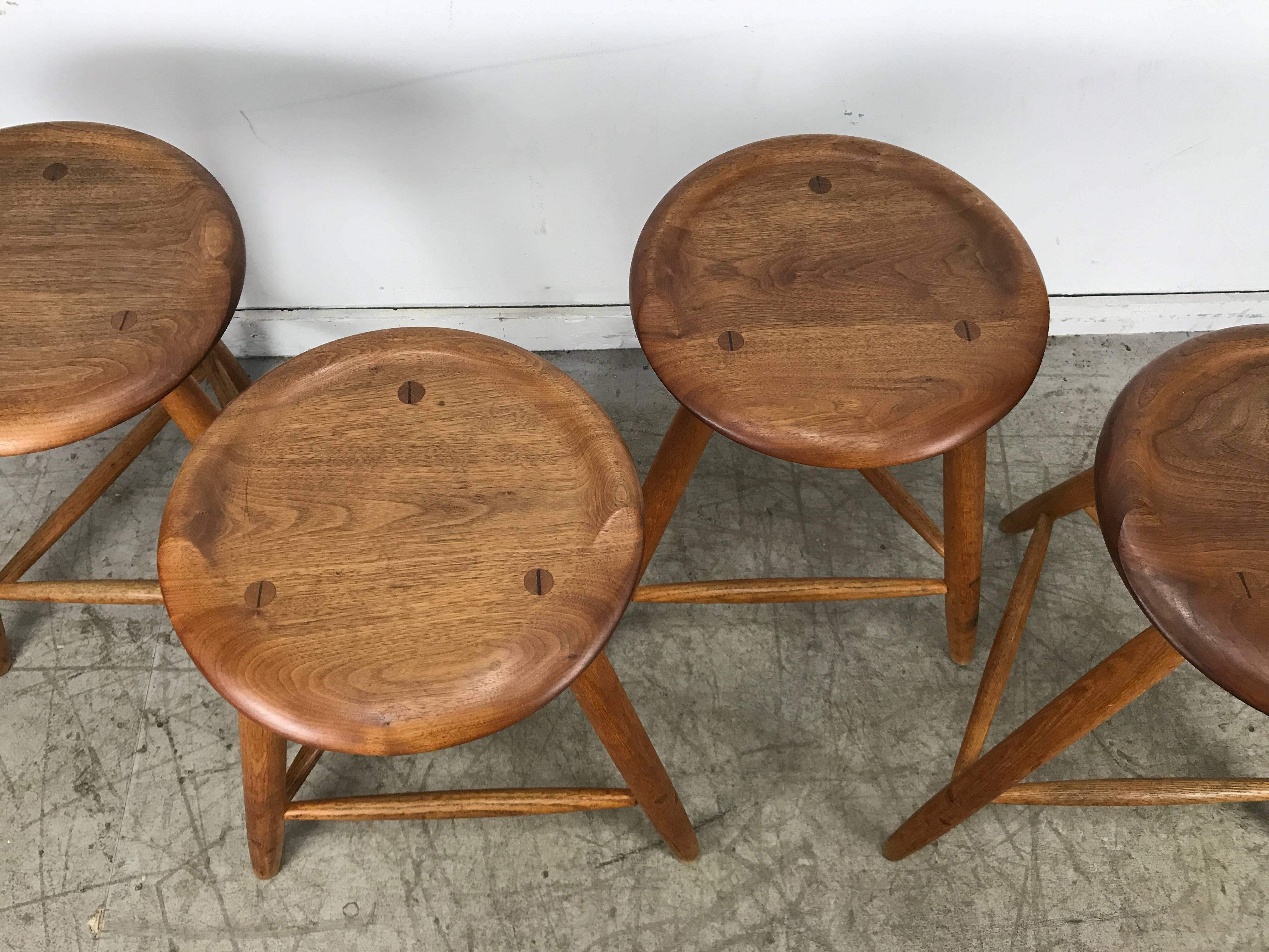 Set of Four Kai Pedersen Studio Workshop Handcrafted Stools, USA, 1983 In Excellent Condition In Buffalo, NY