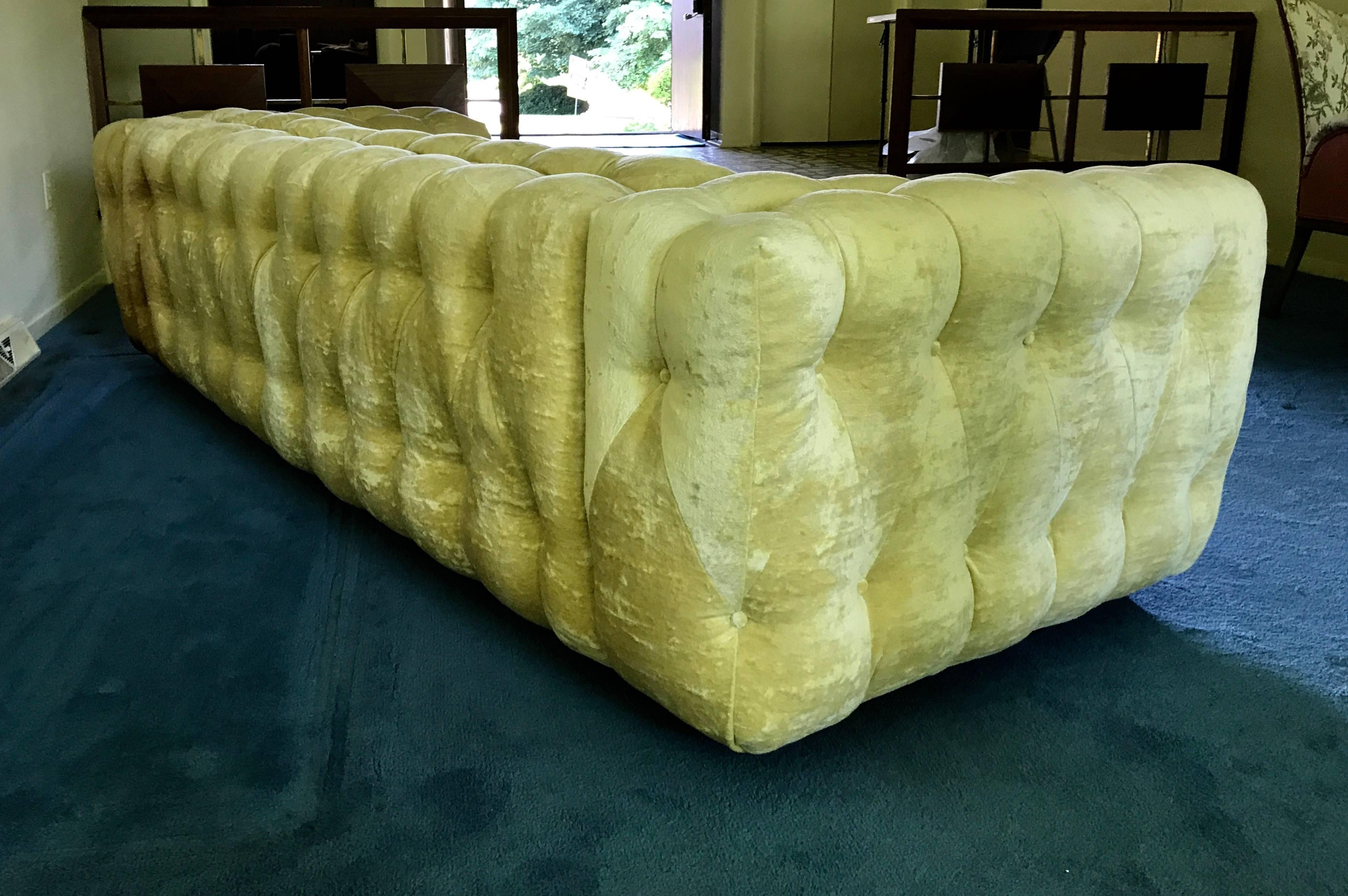 Stunning Velvet Button Tufted Sofa Designed by Milo Baughman for Thayer Coggin In Good Condition In Buffalo, NY