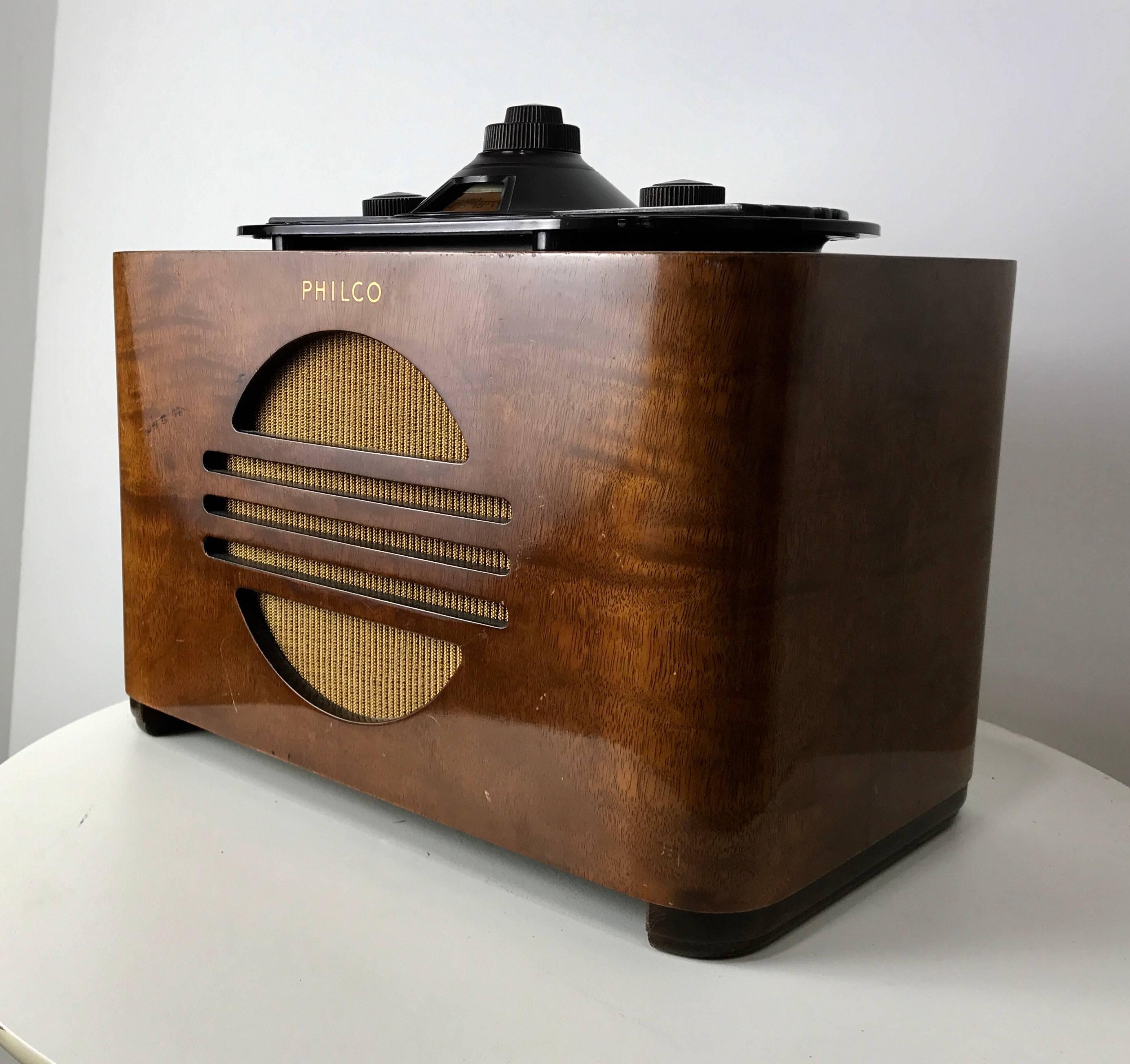 Rare Art Deco Bakelite and Walnut Philco Tube Radio, Norman Bel Geddes 1