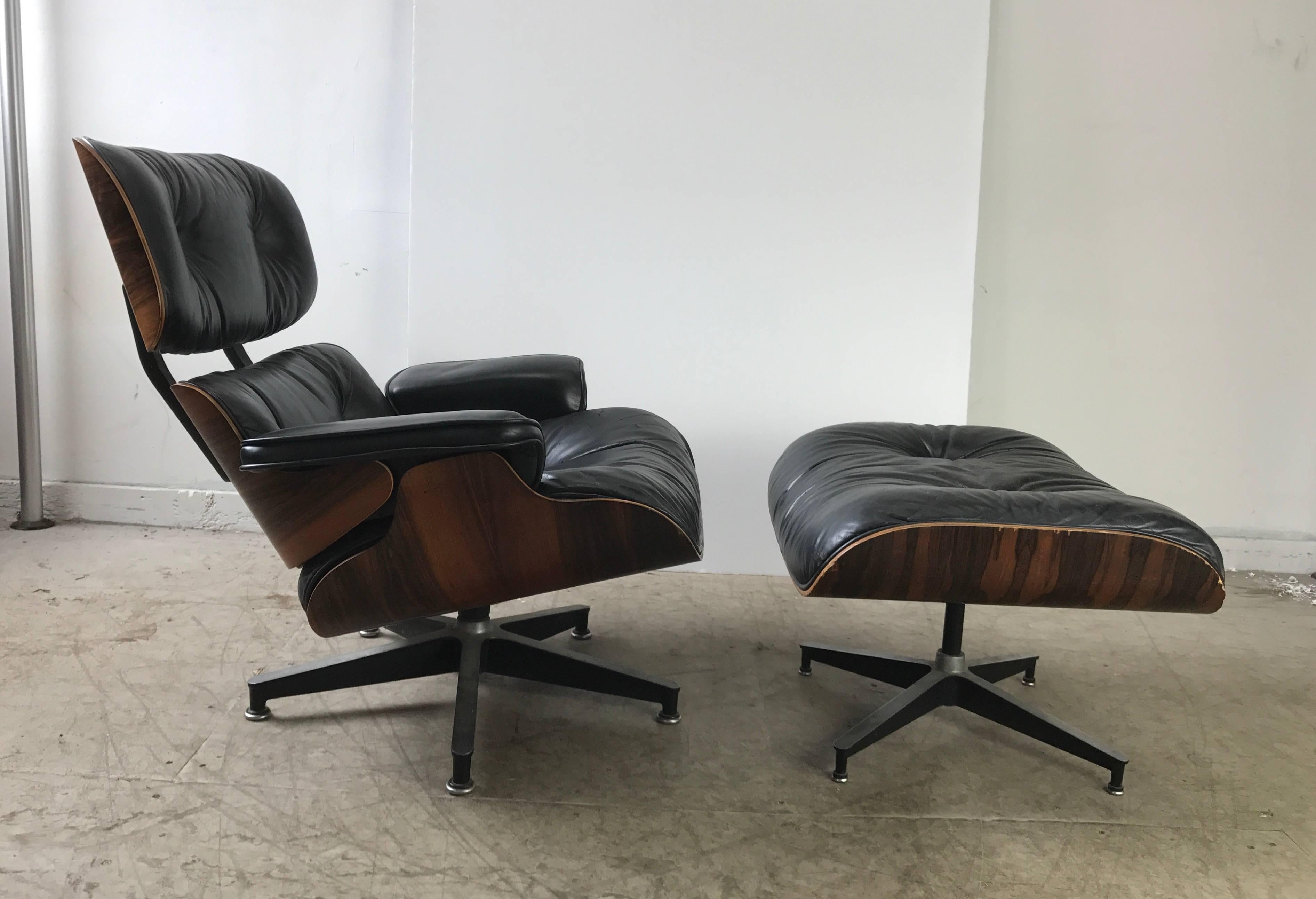 American Early Classic Mid-Century Modern 670/671 Eames Lounge and Ottoman Herman Miller