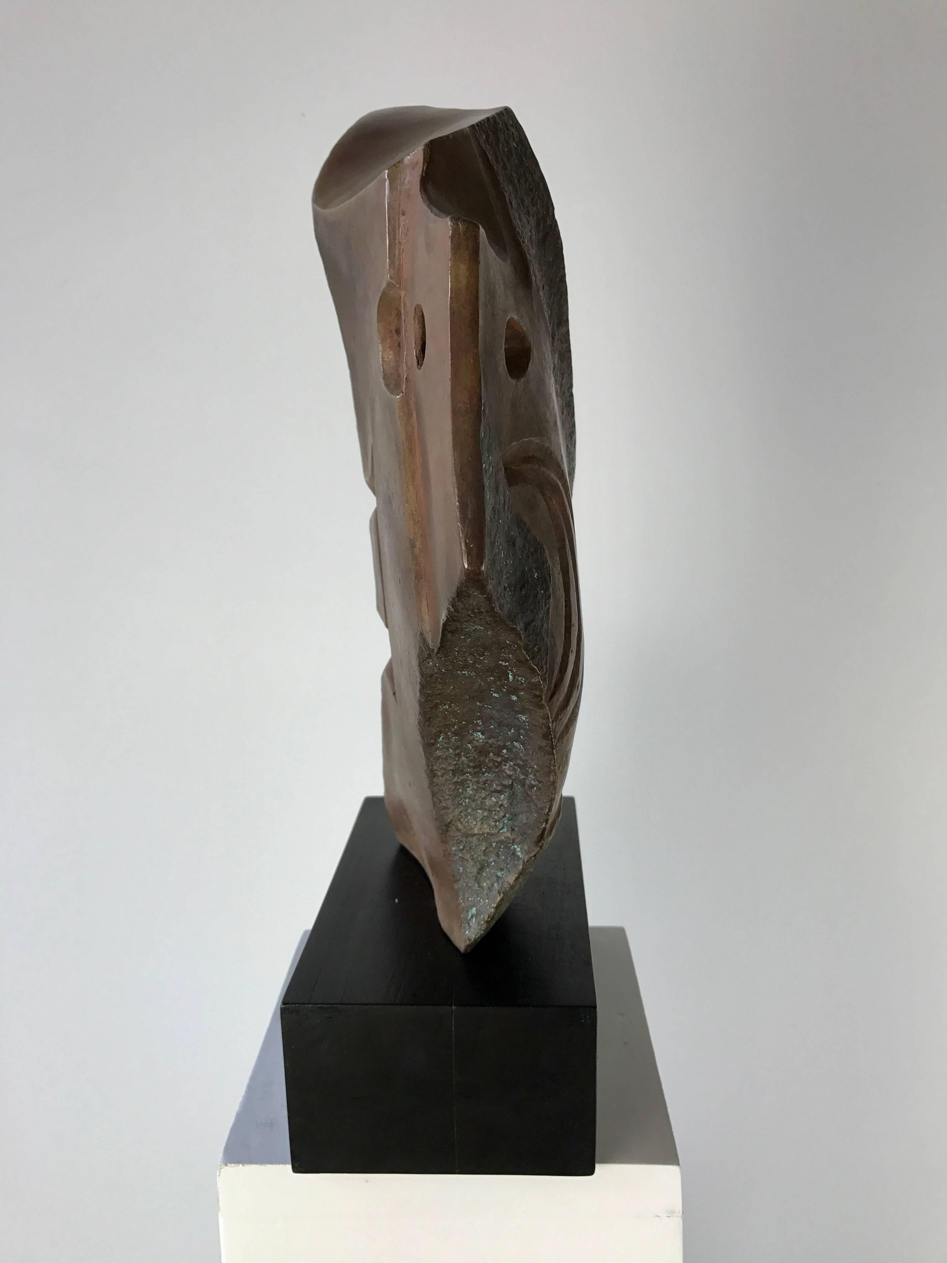 Modernist Bronze Angular Head Sculpture by Christian Roesch In Excellent Condition In Buffalo, NY