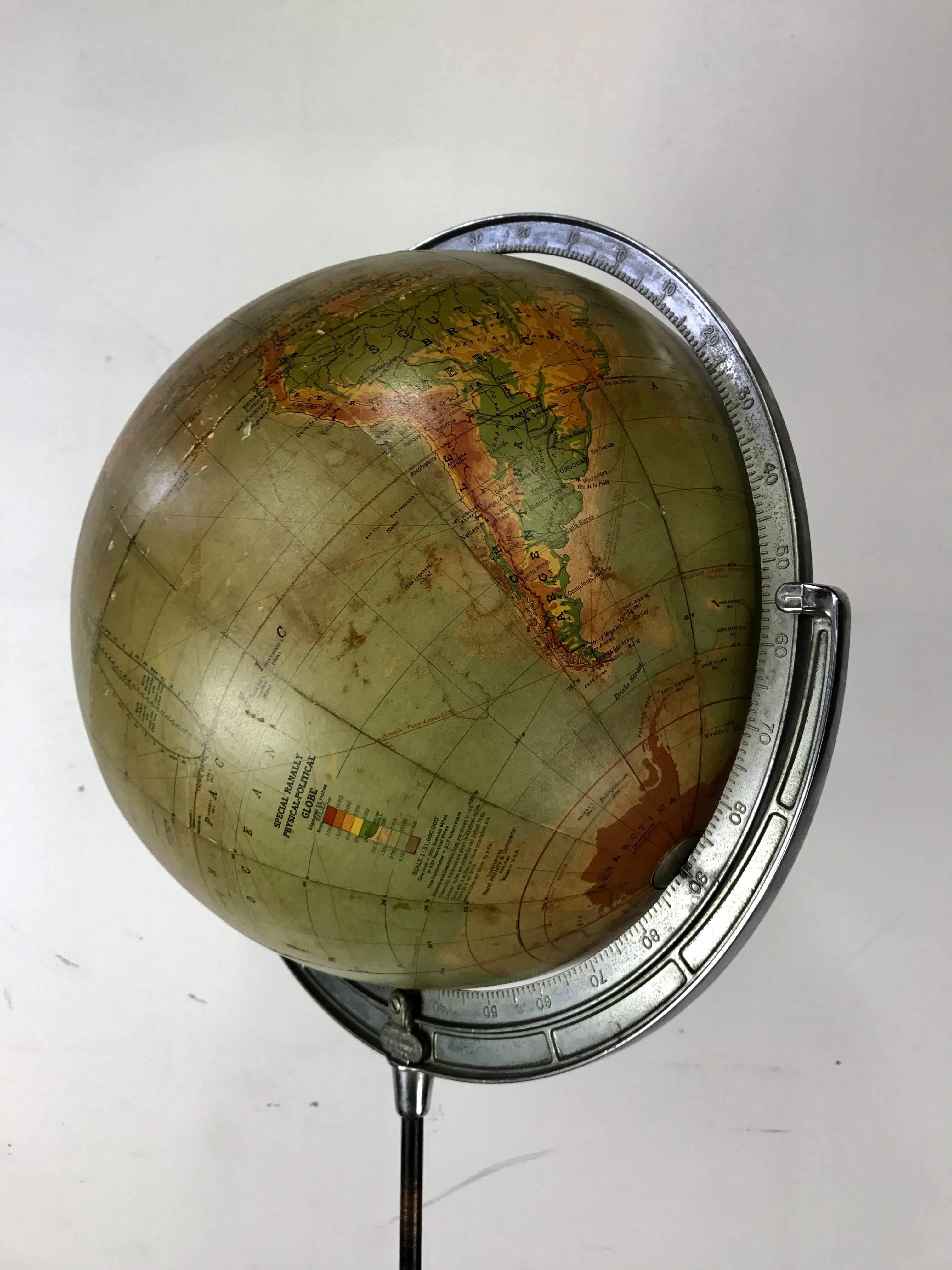 Telescoping Adjustable World Globe by Rand McNally, Chicago In Good Condition For Sale In Buffalo, NY