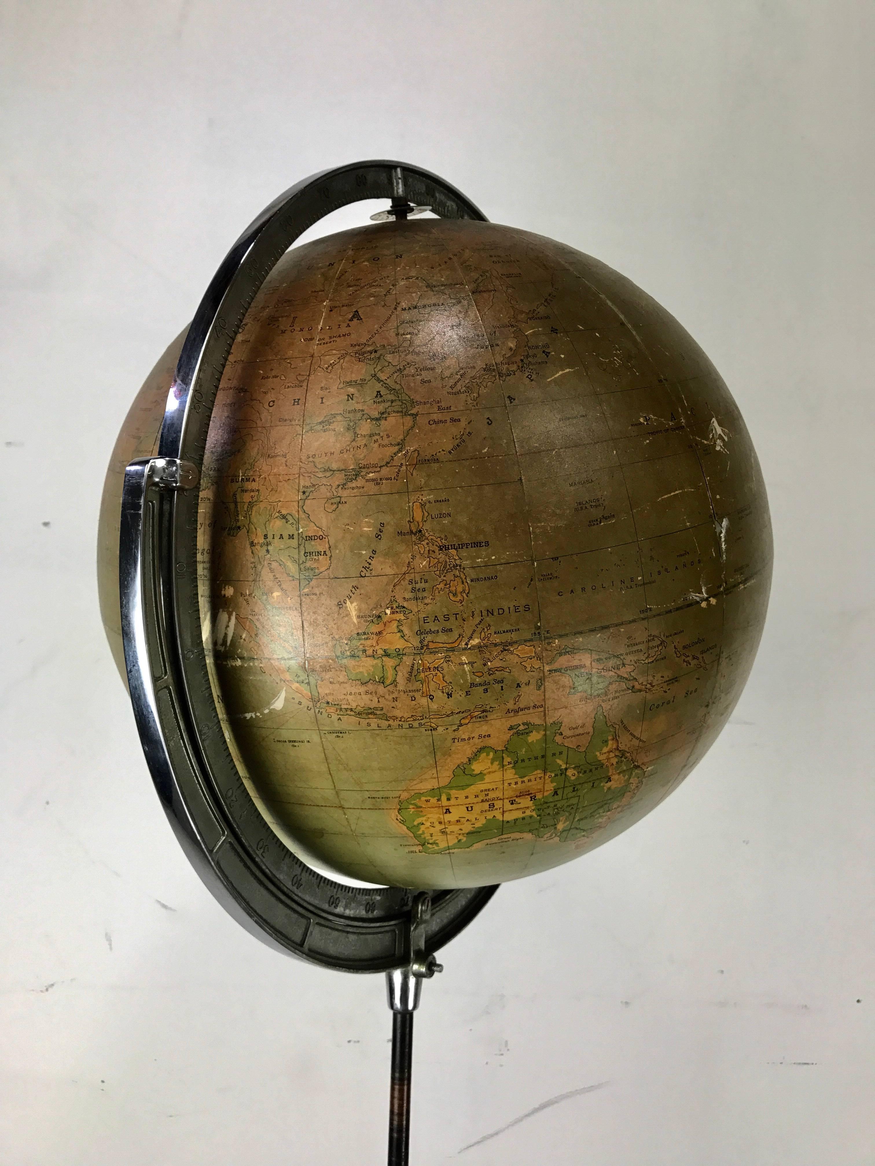 Globe terrestre télescopique réglable World Globe de Rand McNally, Chicago en vente 2