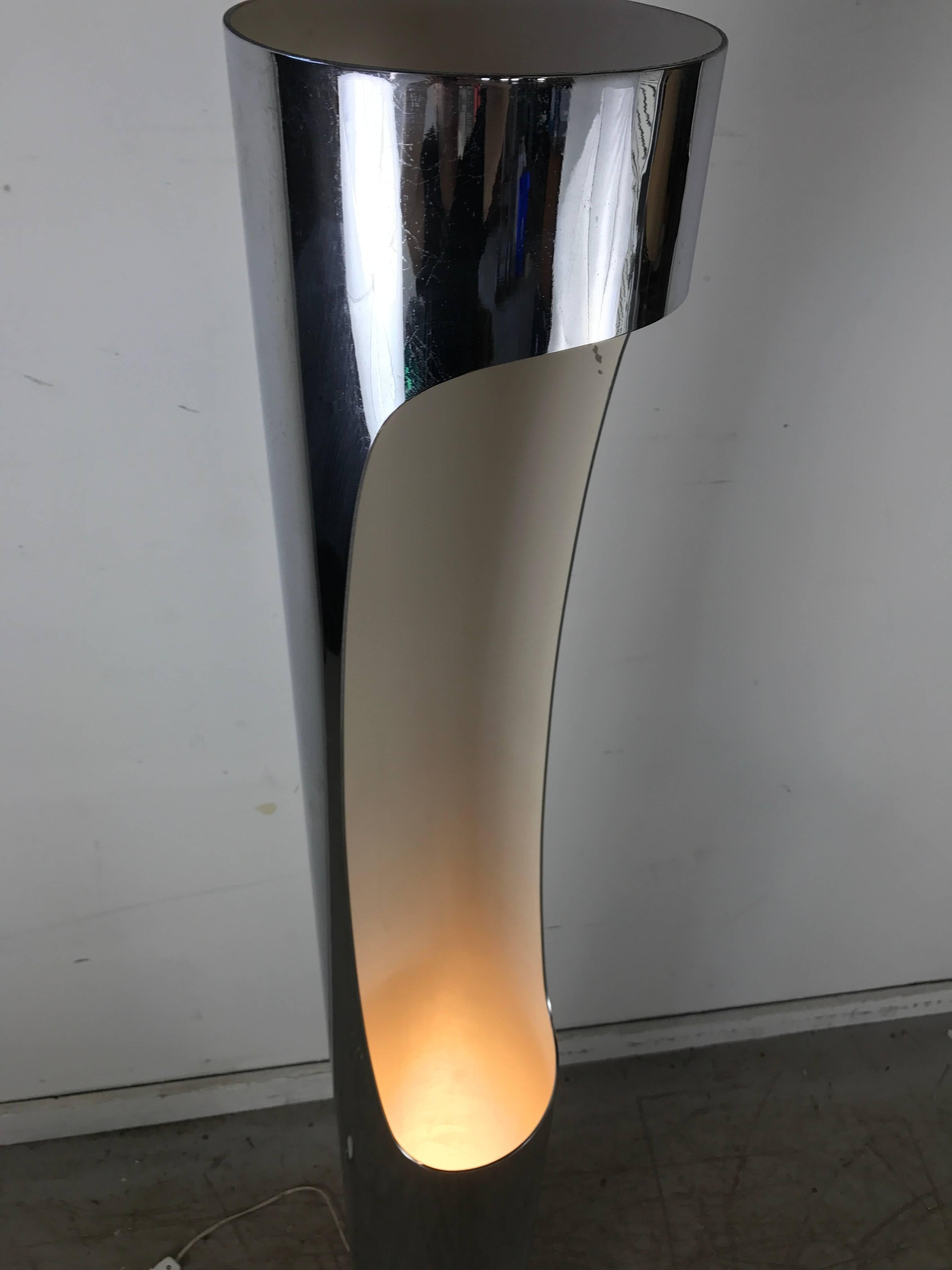Enamel 1960s Space Age Modern Chromed Steel Cylinder Floor Lamp