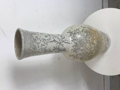 Exquisite Nancee Meeker Raku-Keramik-Vase mit beeindruckendem Craquelé
