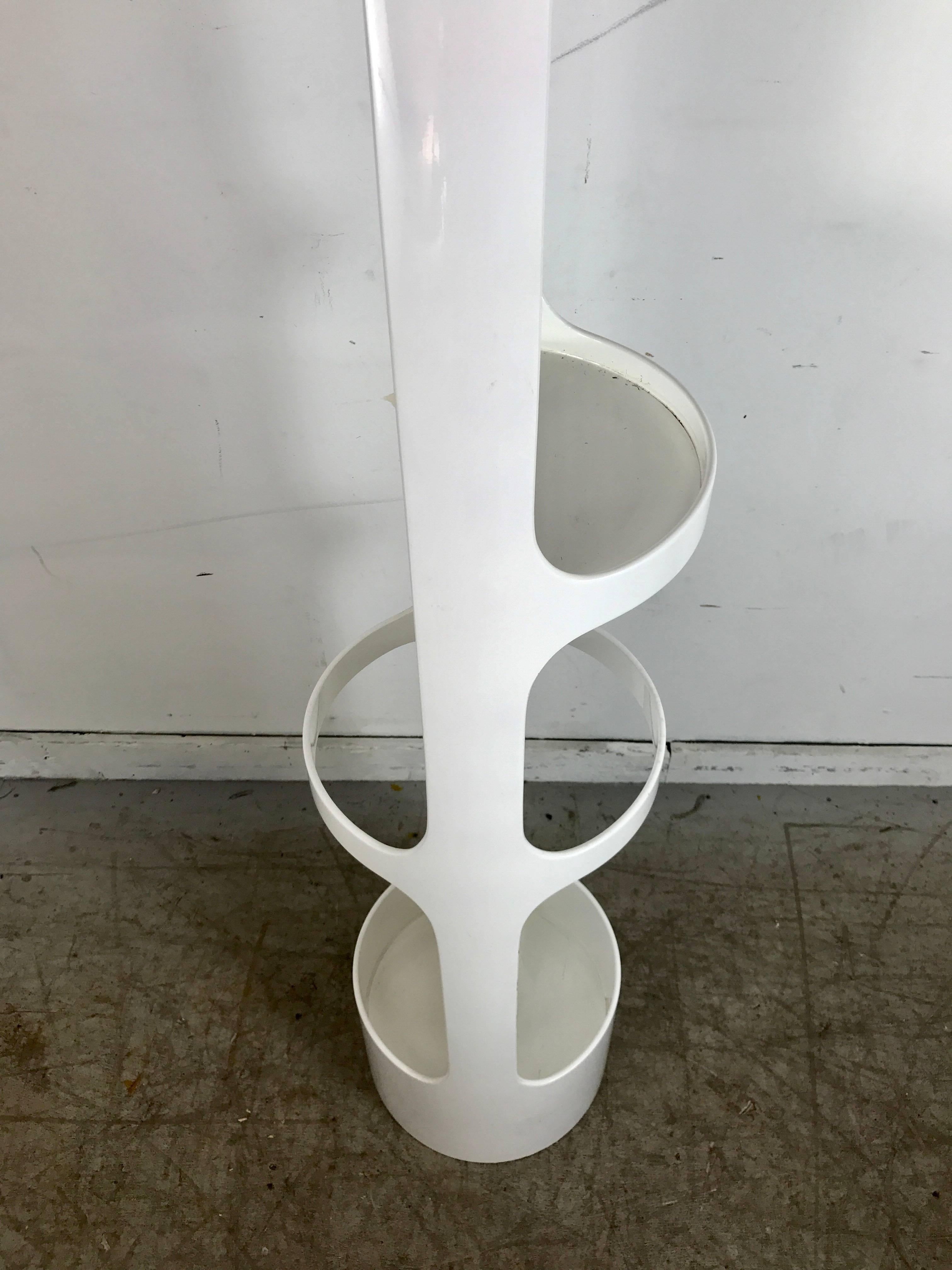 White resin pop modernist tower valet. Hall tree with mirror. Made in Italy, one side mirror, shelf and umbrella holder, one side brushed steel coat hooks, umbrella or cane holder. Stunning design.