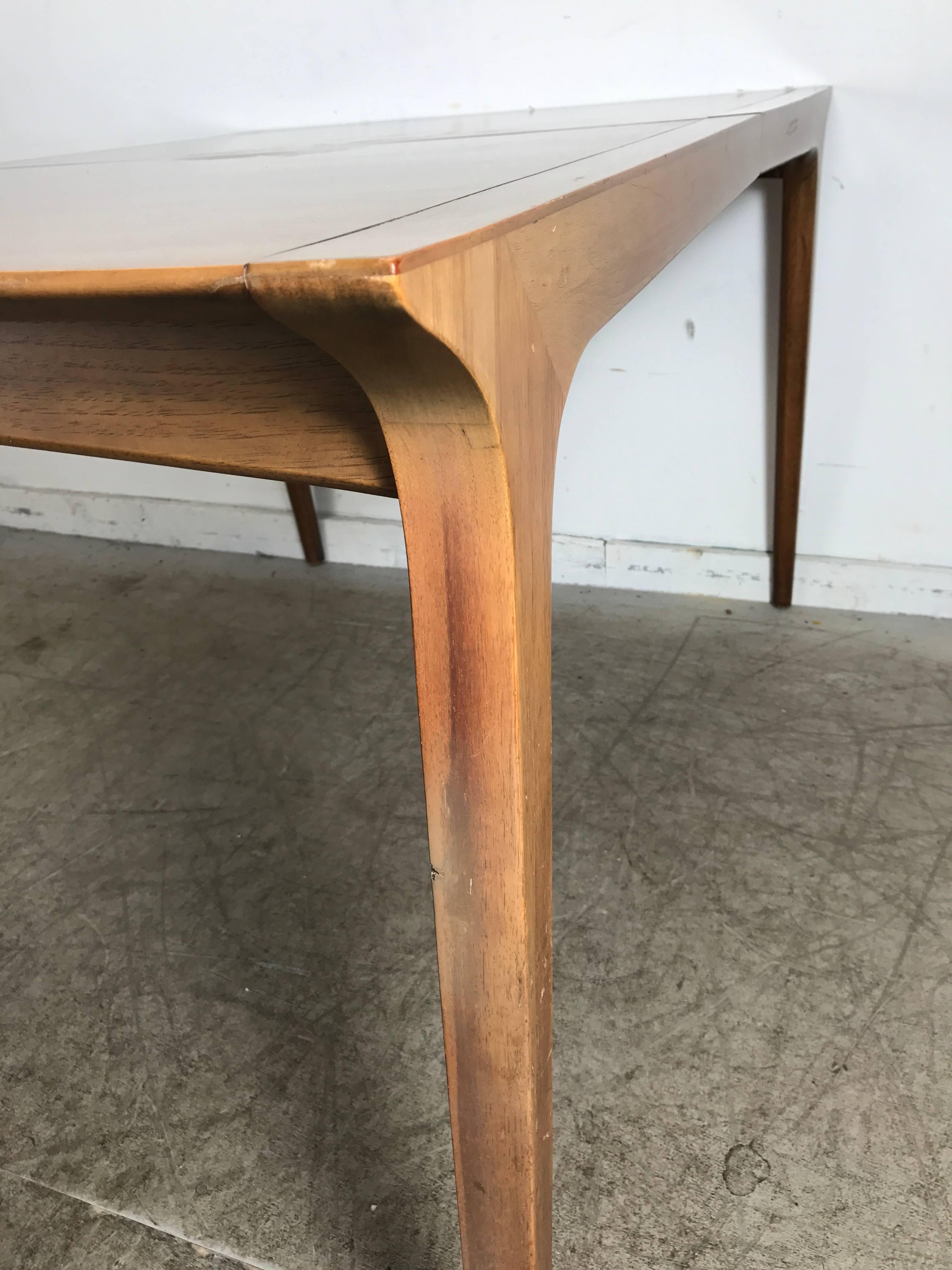 Drexel Profile Dining Table Designed by John Van Koert In Good Condition In Buffalo, NY