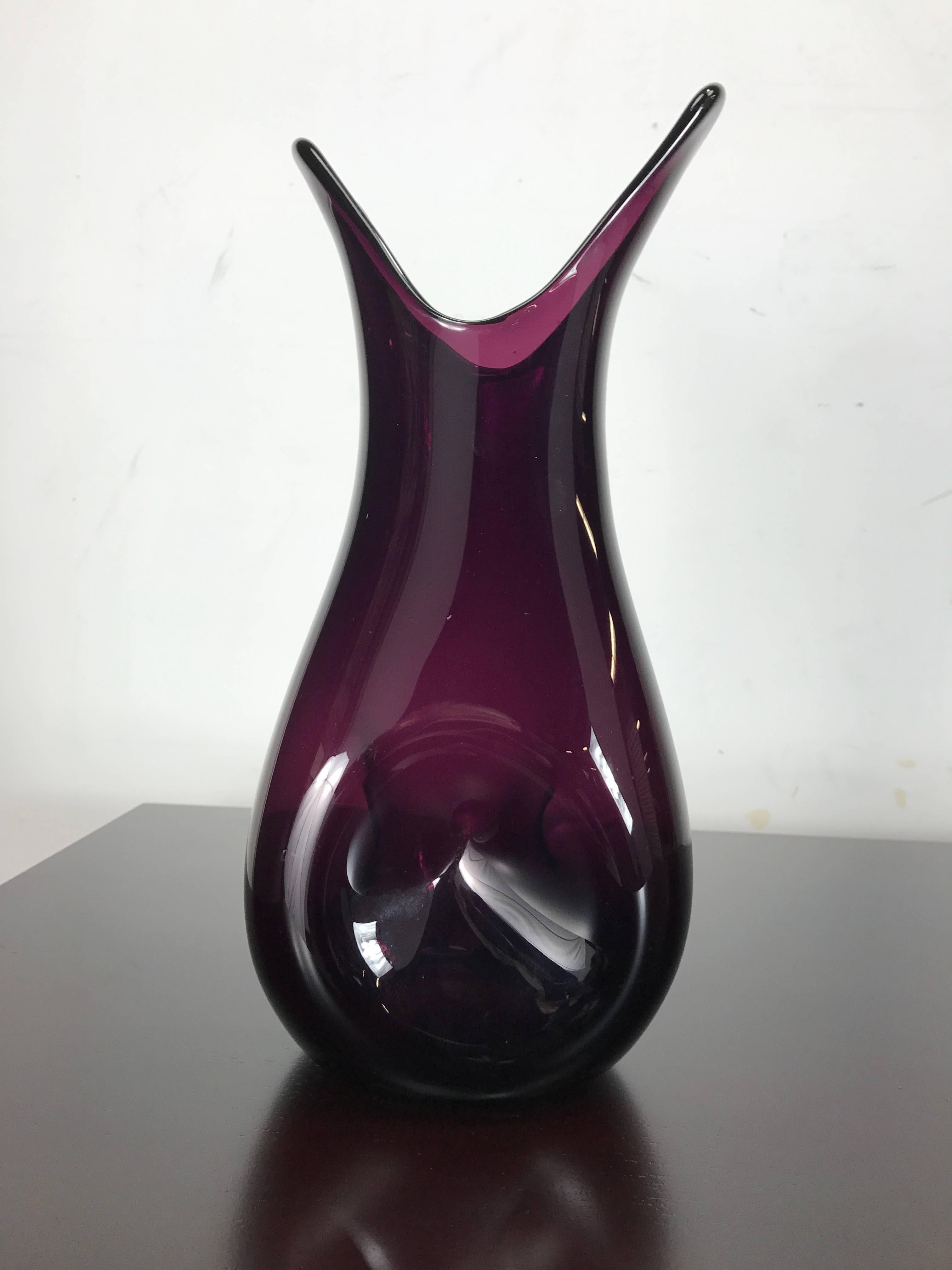 Mid-Century Modern Wayne Husted for Blenko Dimpled Glass Vase