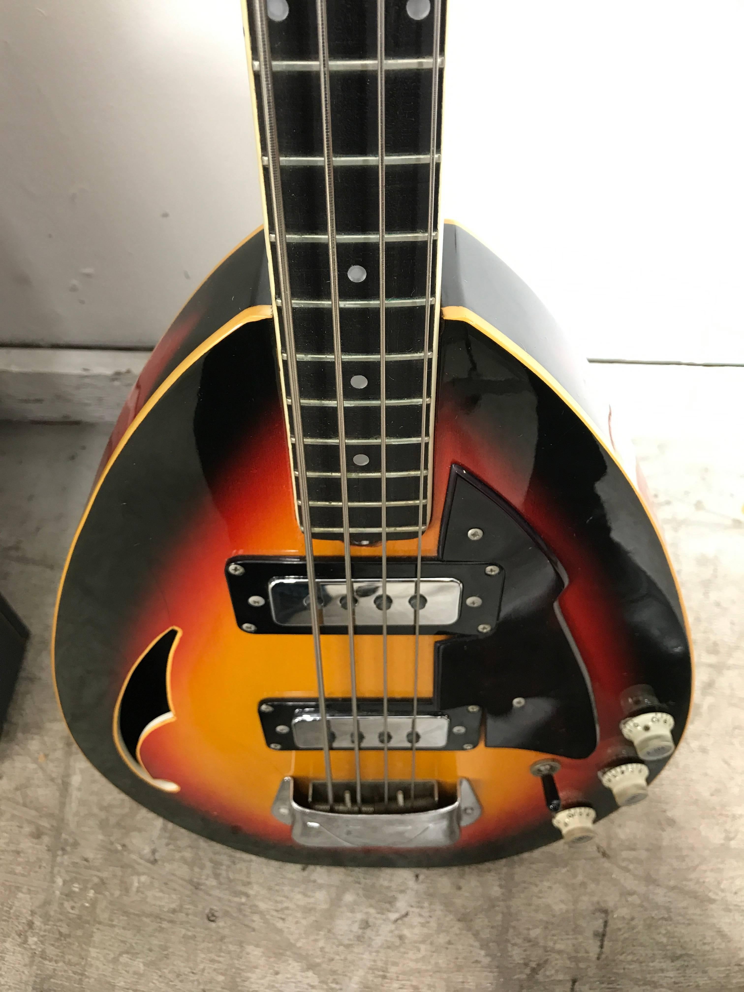 Mid-Century Modern Rare 1968 Vox Teardrop Bass Guitar V284 Stinger IV, Made in Italy