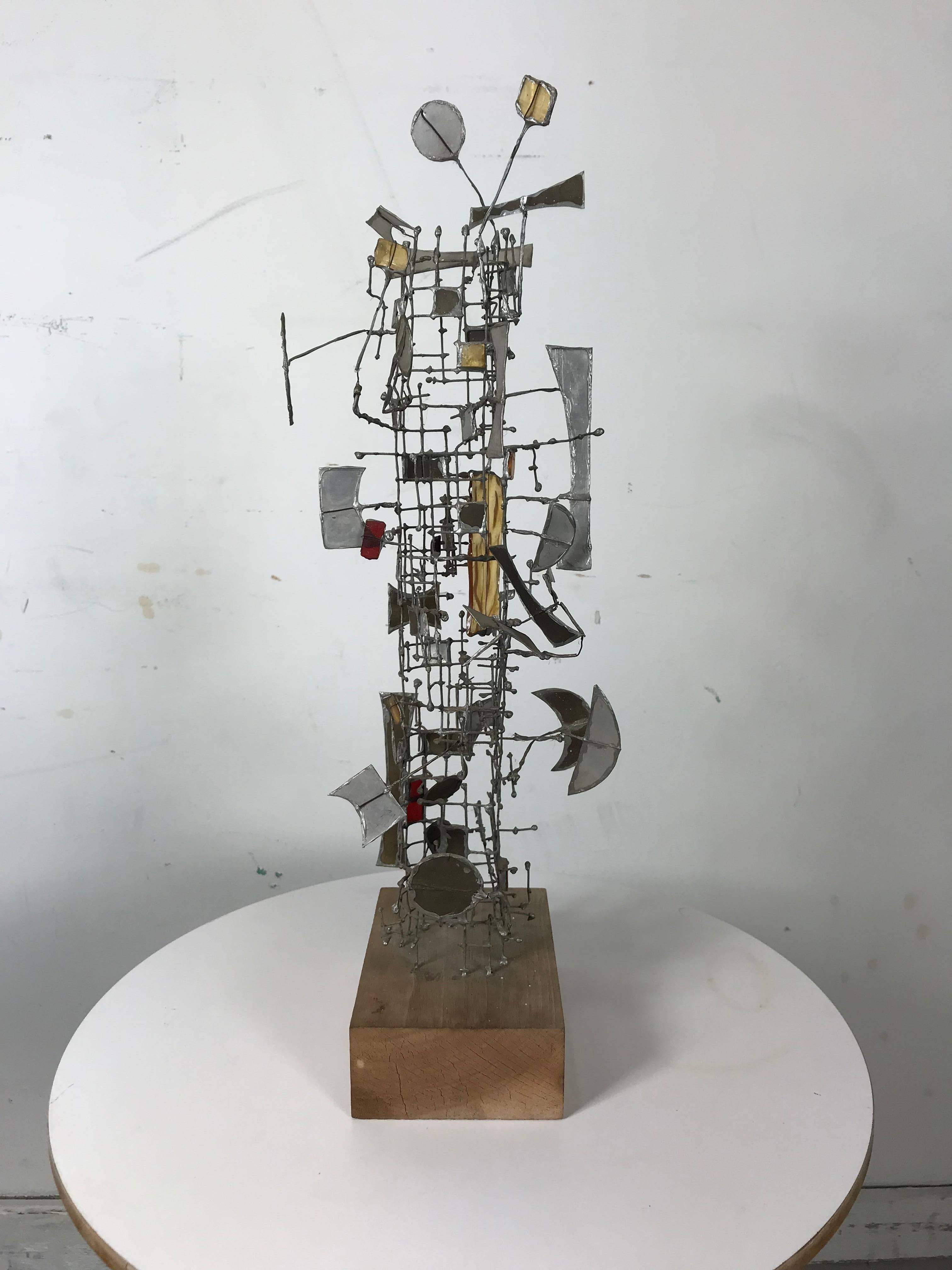 Abstrakte Skulptur aus Metall und Glas von Gertrude Schreiber, Cranbrook School im Zustand „Hervorragend“ im Angebot in Buffalo, NY
