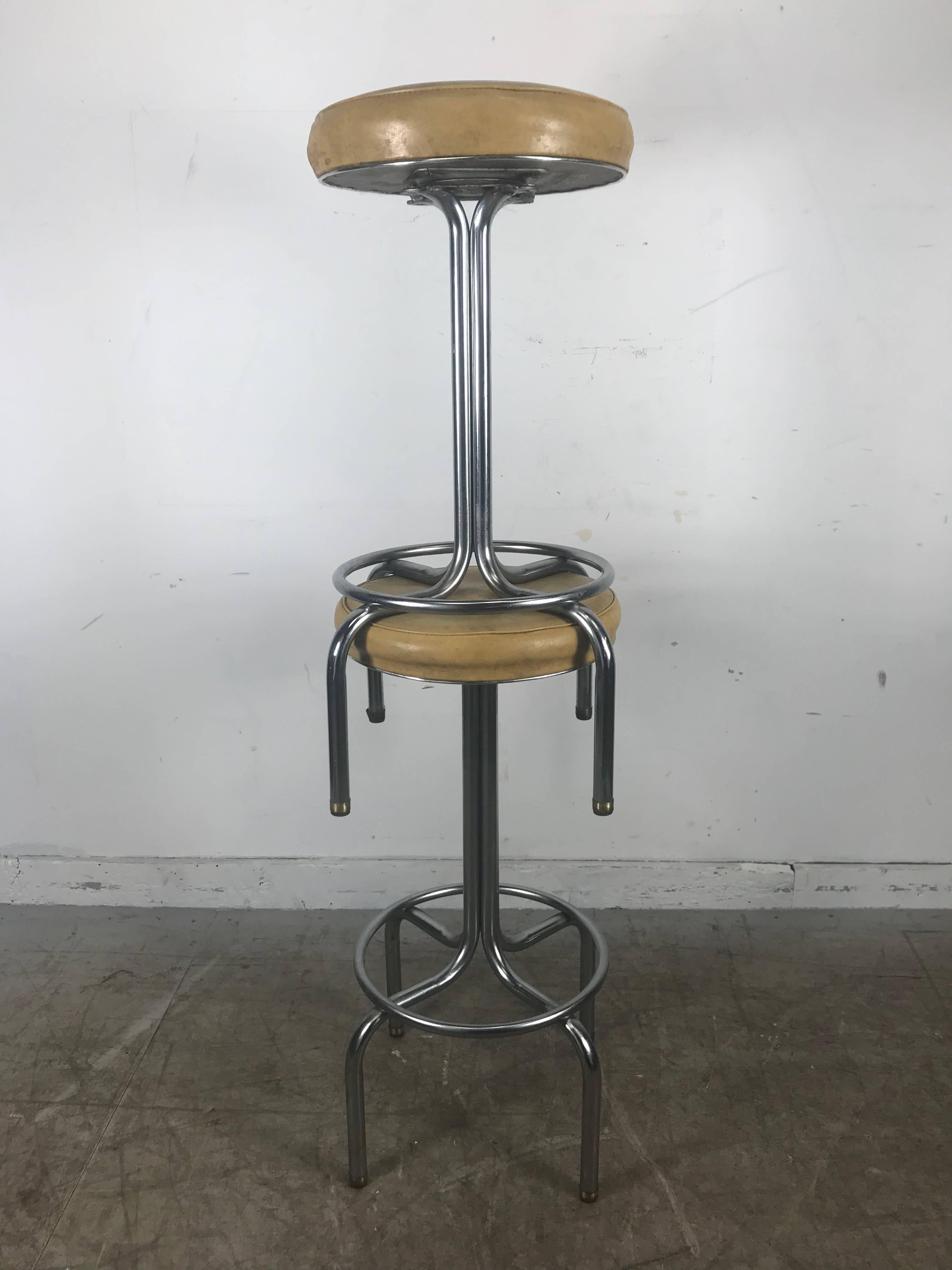 Mid-20th Century Pair of Art Deco Chrome Bar or Counter Stools Wolfgang Hoffmann for Howell