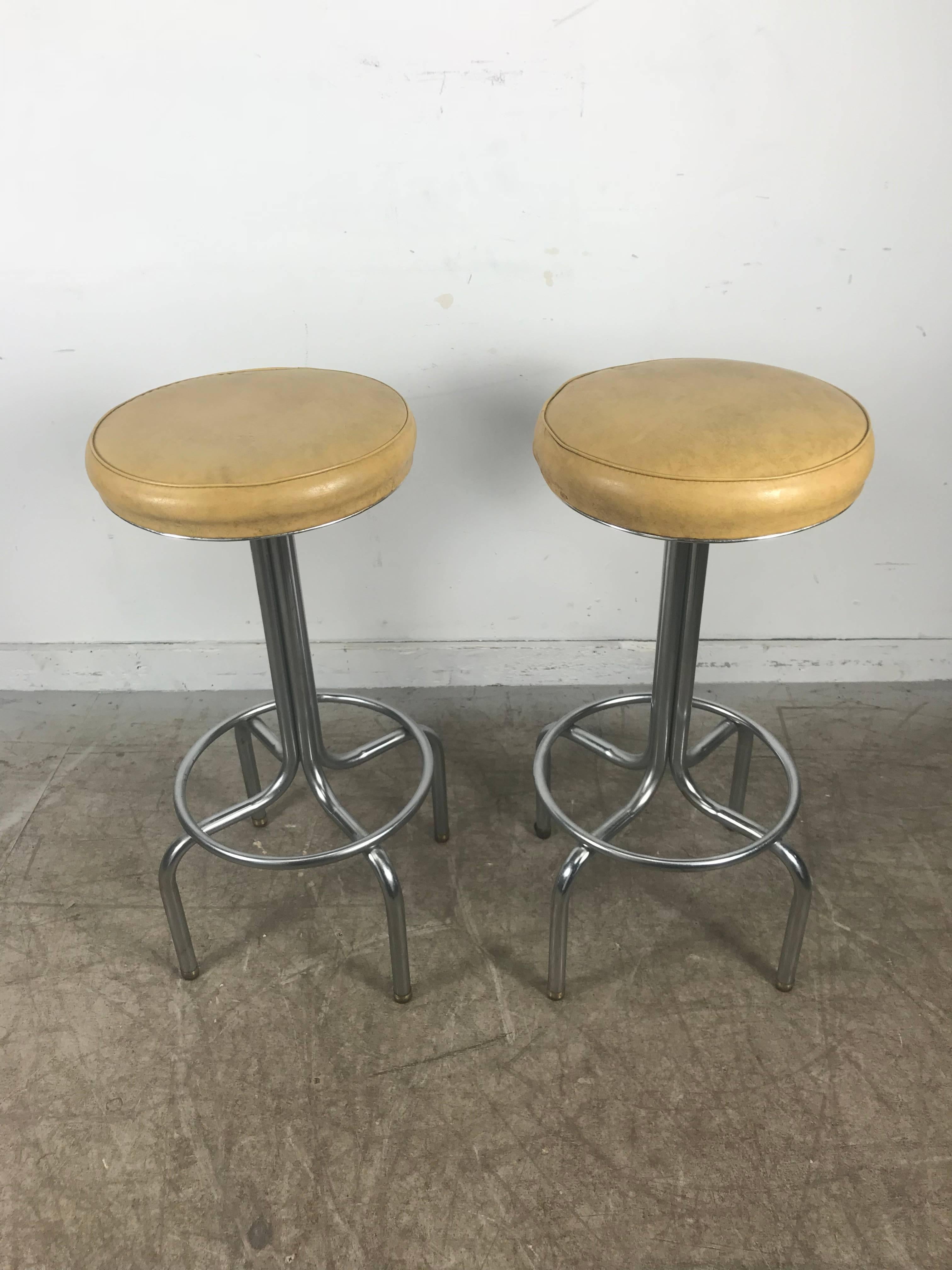 Pair of Art Deco Chrome Bar or Counter Stools Wolfgang Hoffmann for Howell In Good Condition In Buffalo, NY