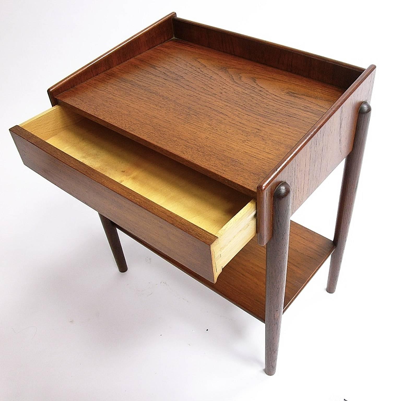 single drawer bedside table
