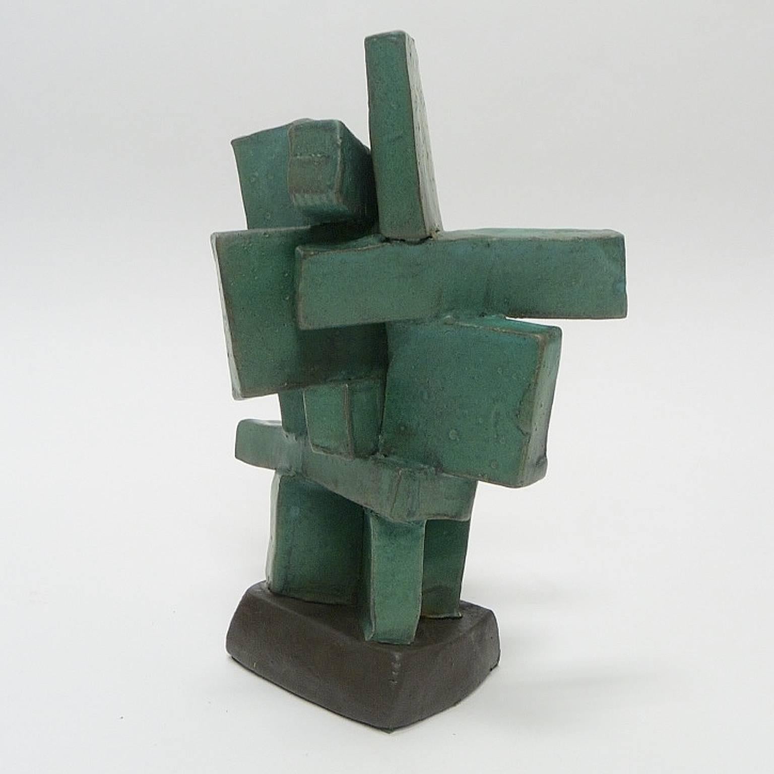 Modernist TOTEM Ceramic Sculpture in Organic Green Glaze by Judy Engel In Excellent Condition In Hudson, NY