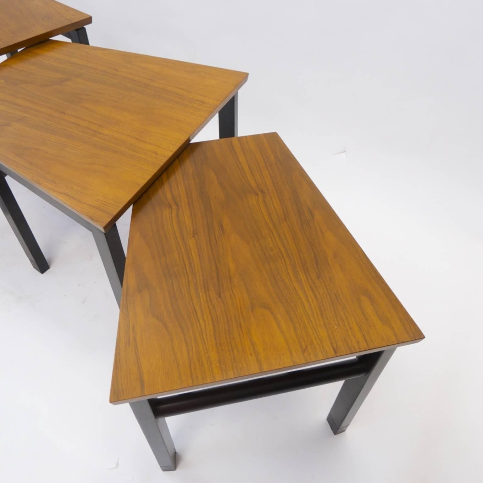 Set of Three Trapezoid Nesting Tables in Walnut by Edward Wormley for Dunbar In Good Condition In Hudson, NY