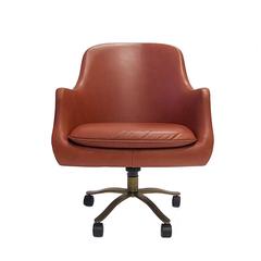 Nico Zographos Chaise de bureau anglaise en cuir rouge avec base en laiton sur roulettes