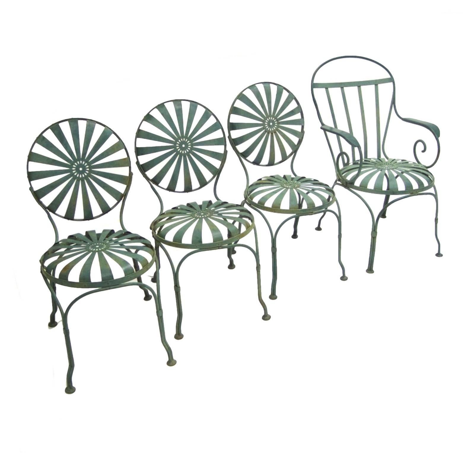 Francois Carre Sunburst Französisch Grün Outdoor Garten oder Terrasse Stühle (Art déco)