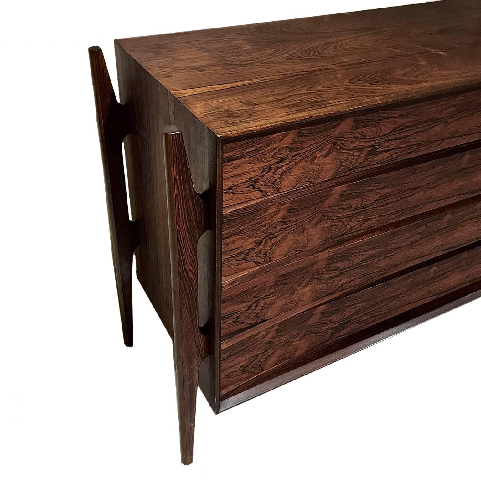 Rare Stilted Danish Rosewood Dresser by Jorgen Clausen for Brande Mobelfabrik In Good Condition In Hudson, NY