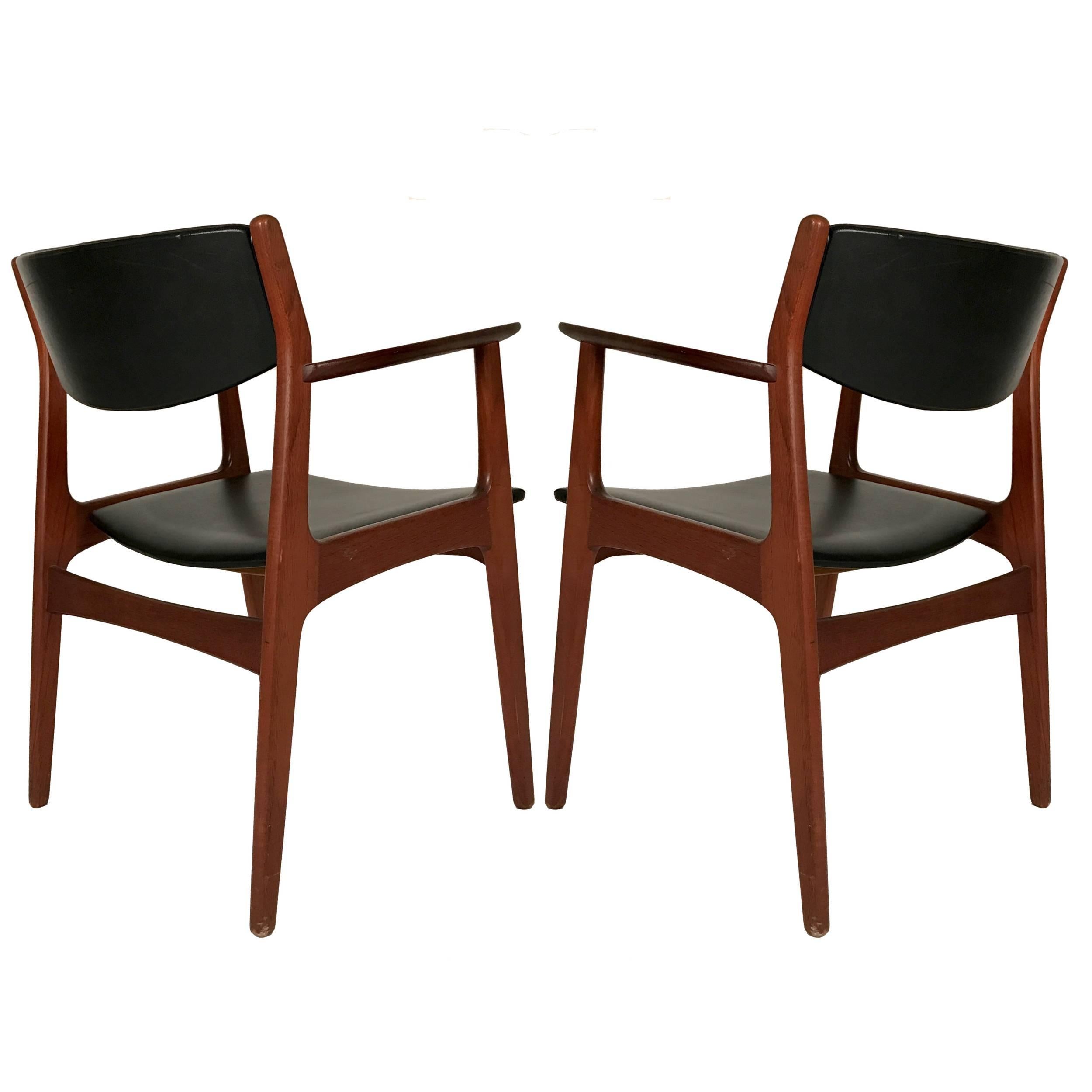 Pair of Teak Danish Modern Armchairs Attributed to Arne Vodder for George Tanier In Good Condition In Hudson, NY