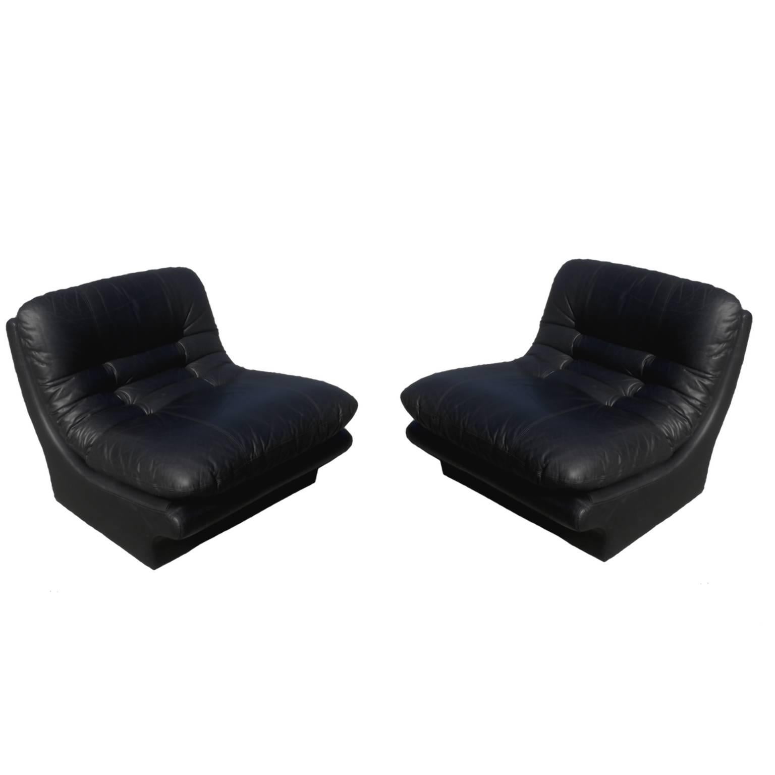 Mid-Century Modern Two Pair of Black Leather Vladimir Kagan Style Lounge Slipper Chairs