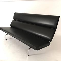 Herman Miller Eames Convertible Naugahyde Sofa Compact
