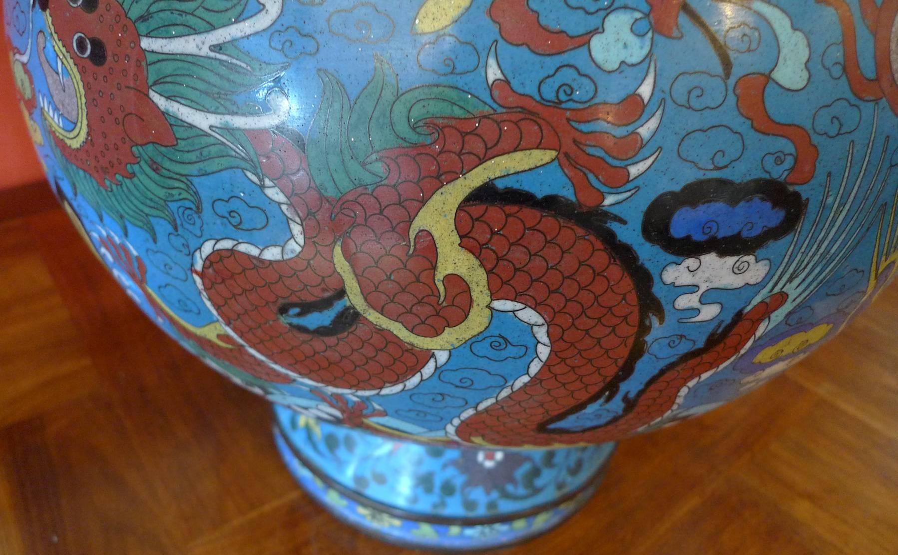 Chinese Late 19th Century Large Cloisonné Enamel Vase 5