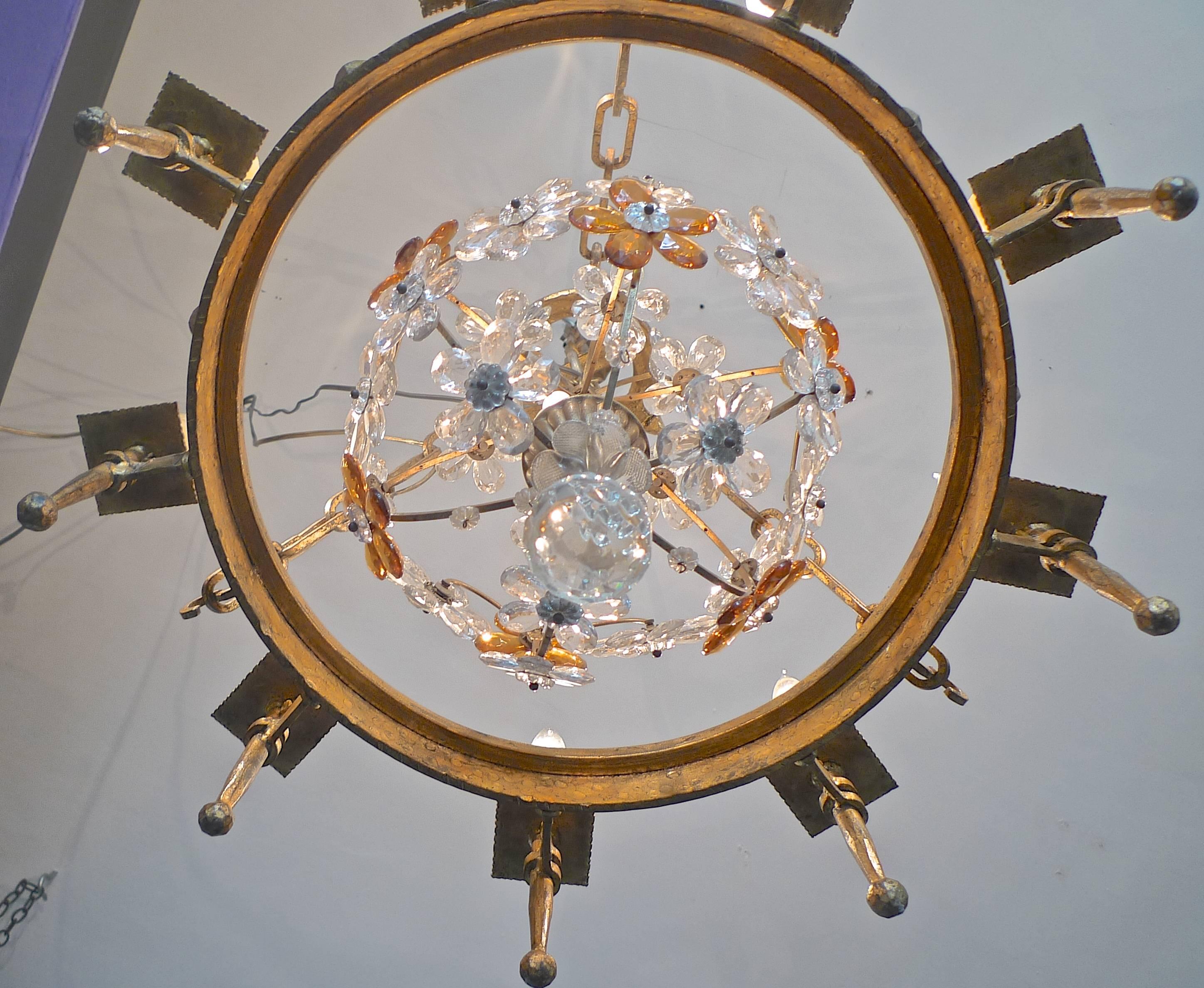 Metal Spanish 1930s Round Gilt Iron and Glass Chandelier with 12 Lights