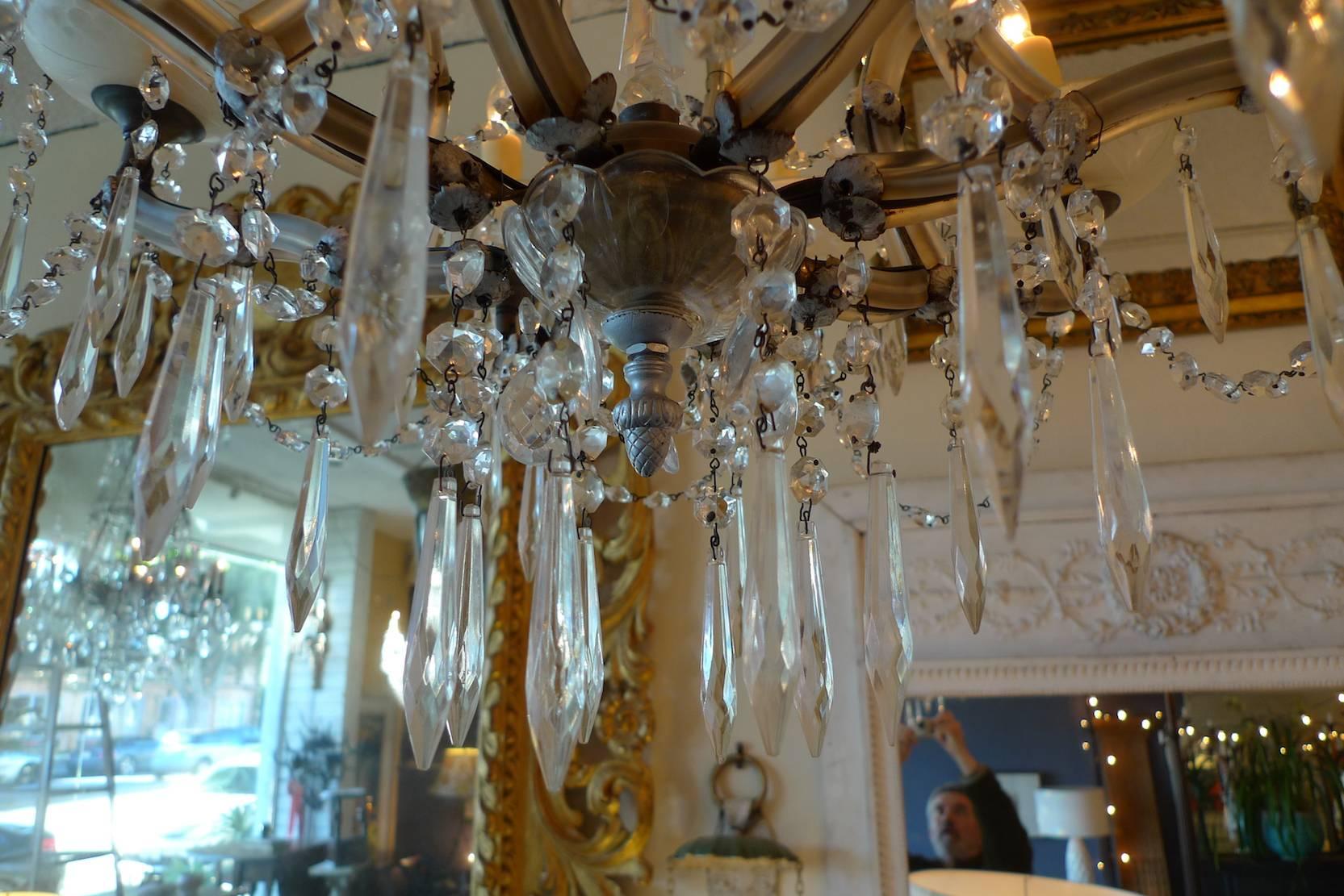 French 19th Century Eight-Light Crystal Chandelier 3