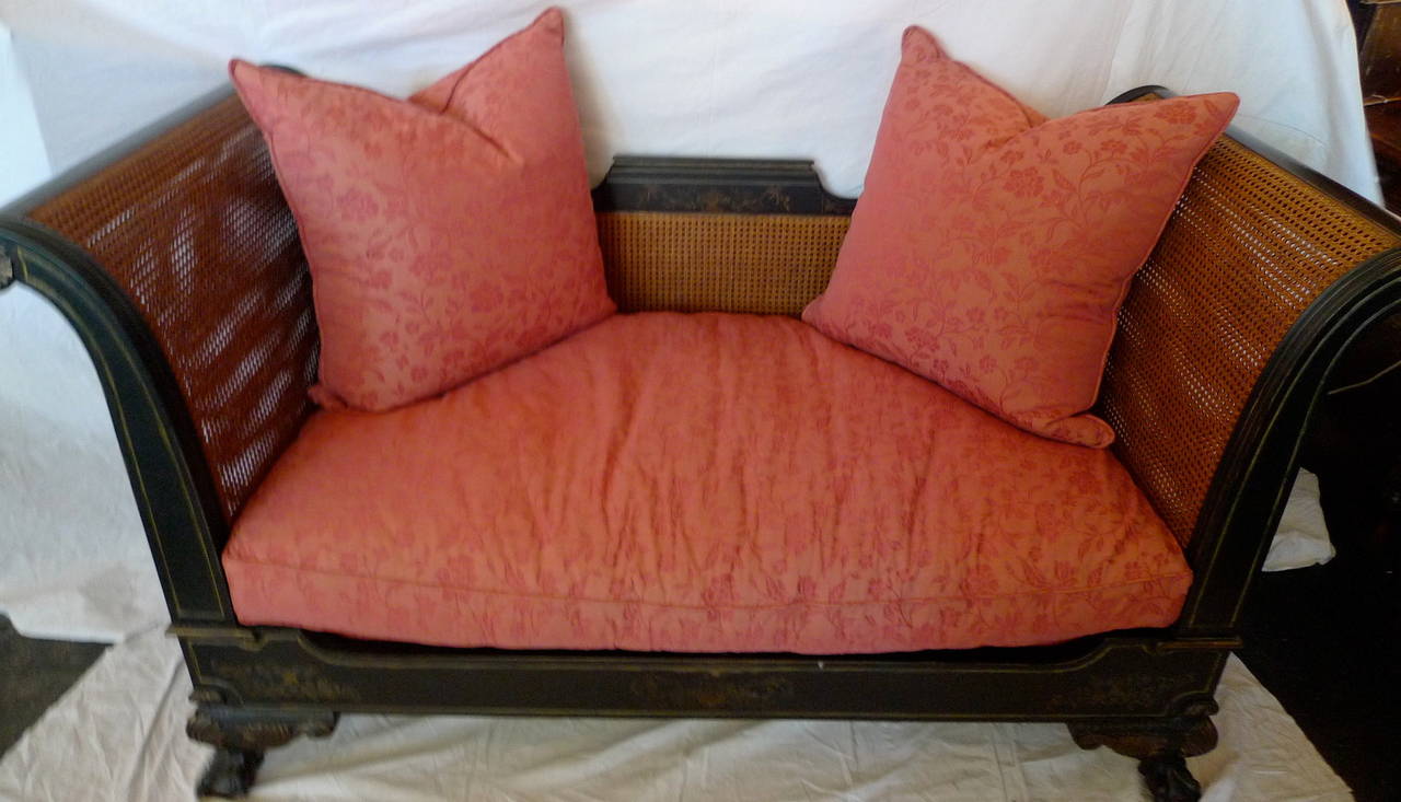 French 19th Century Rattan Chaise Longue with a Long and Two Smaller Cushions 5