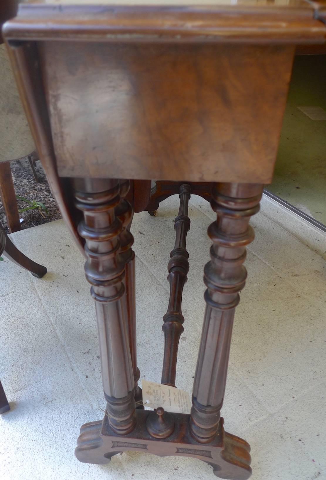 English 19th Century Burl Walnut Top, Drop-Leaf Table with Carved Legs on Wheels 3