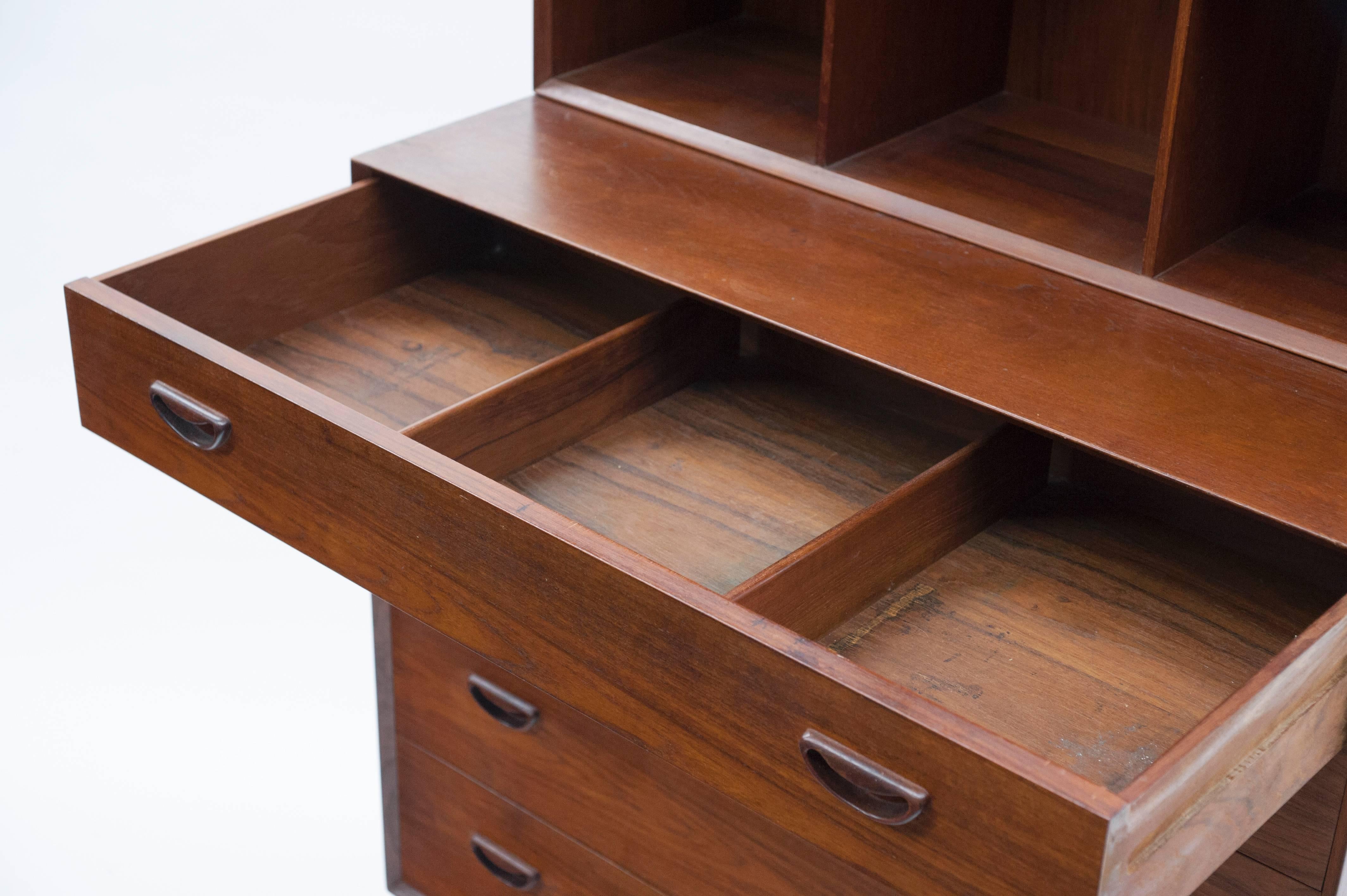 Chest of Drawers and Bookcase by Peter Hvidt & Orla Mølgaard-Nielsen In Excellent Condition In Washington, DC