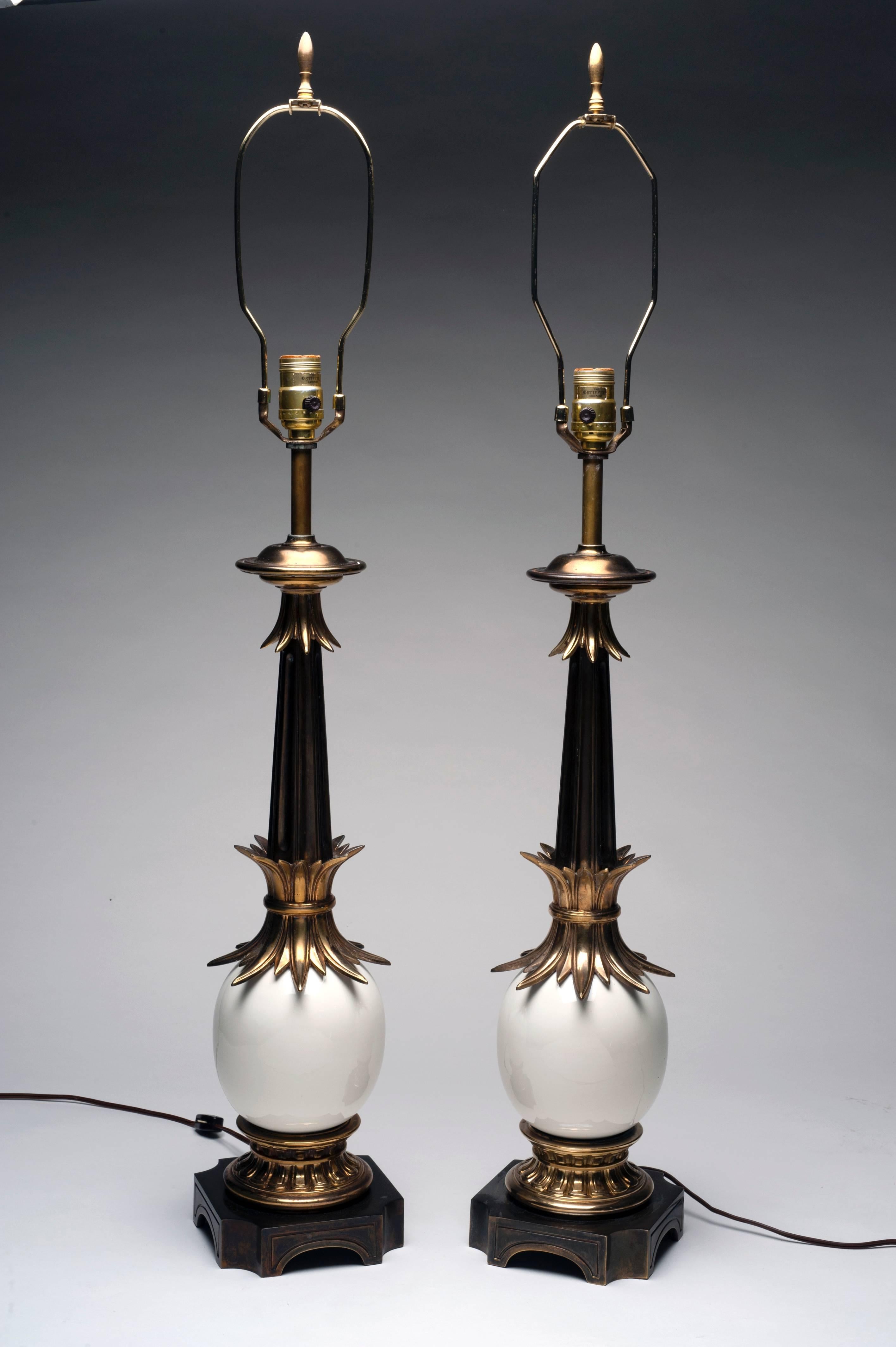 Pair of Stiffel Ostrich Egg Lamps In Excellent Condition In Washington, DC