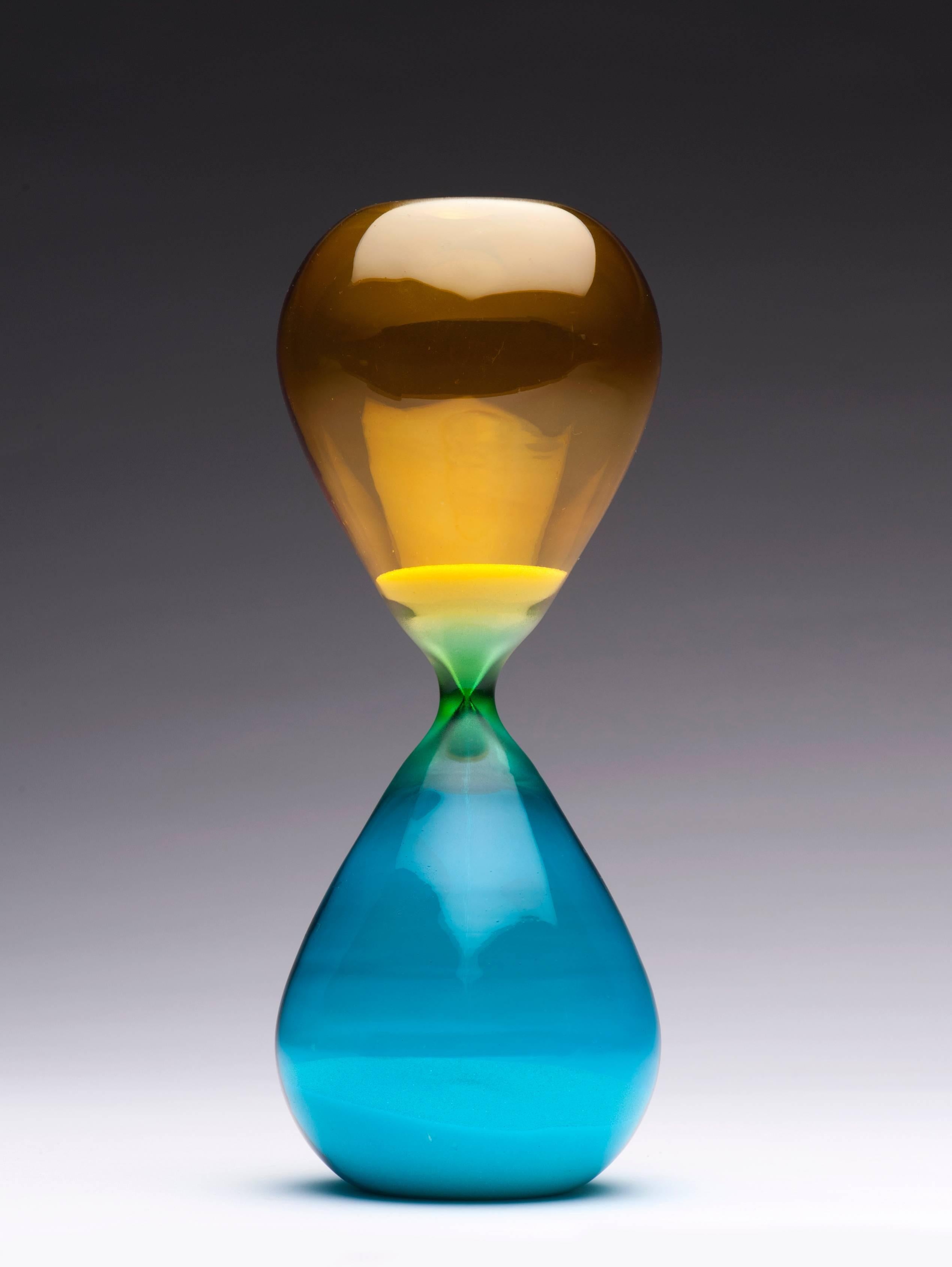 Vintage Modern Italian Murano Hourglass In Excellent Condition In Washington, DC