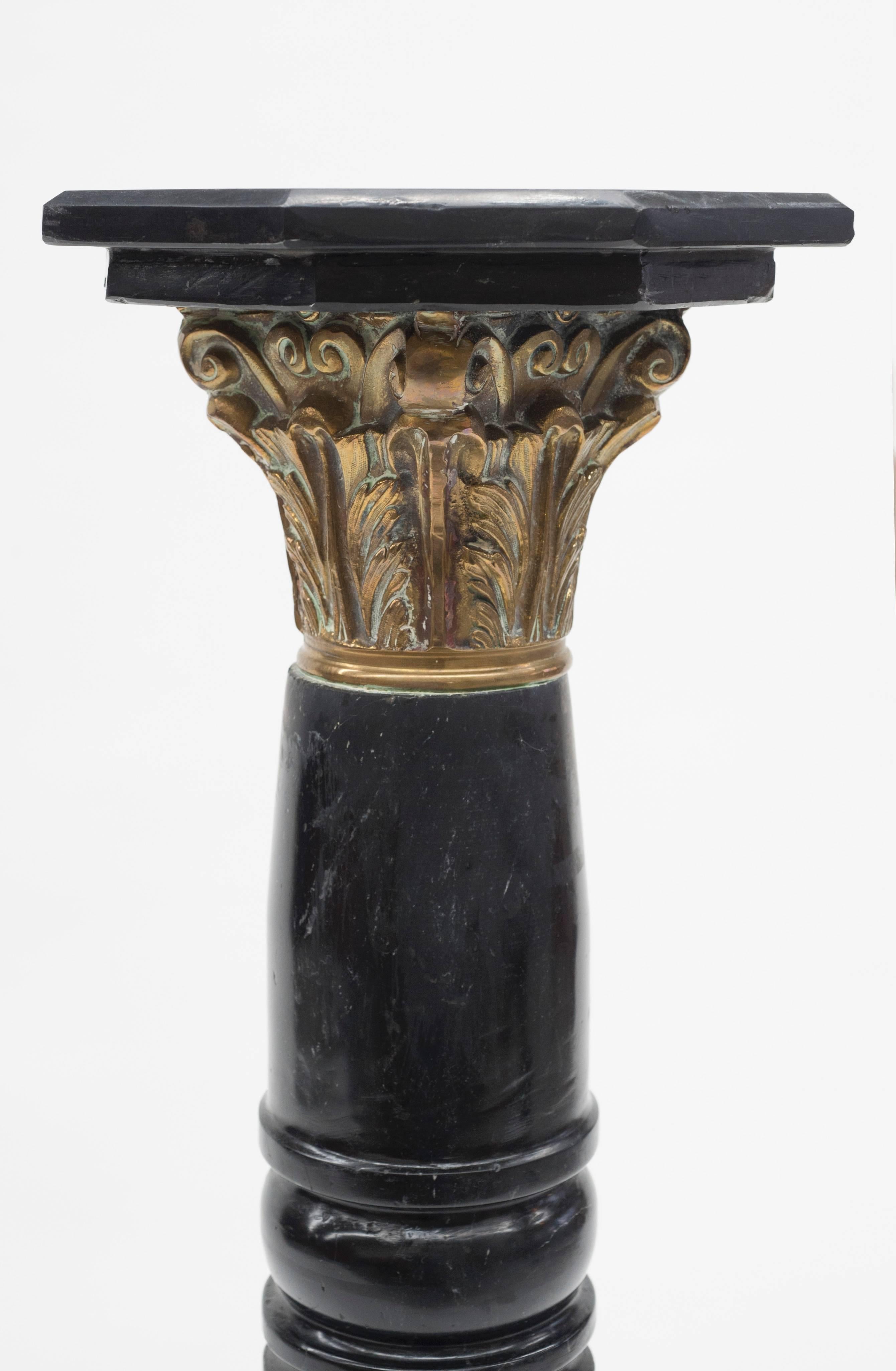 Black Marble Pedestal Column with Brass Mounts In Good Condition In Washington, DC