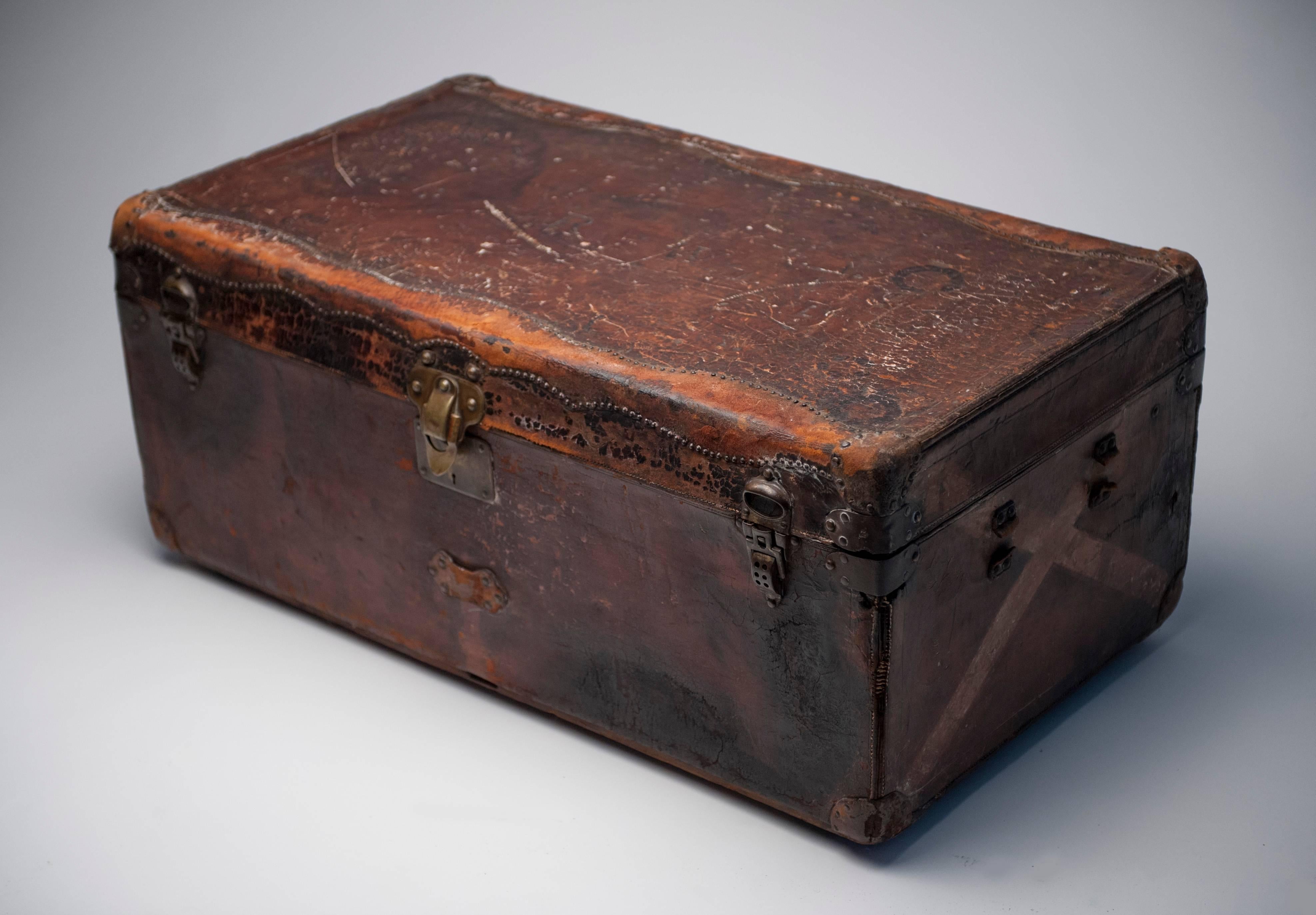 Antique Louis Vuitton Leather Wardrobe Steamer Trunk, circa 1900 1