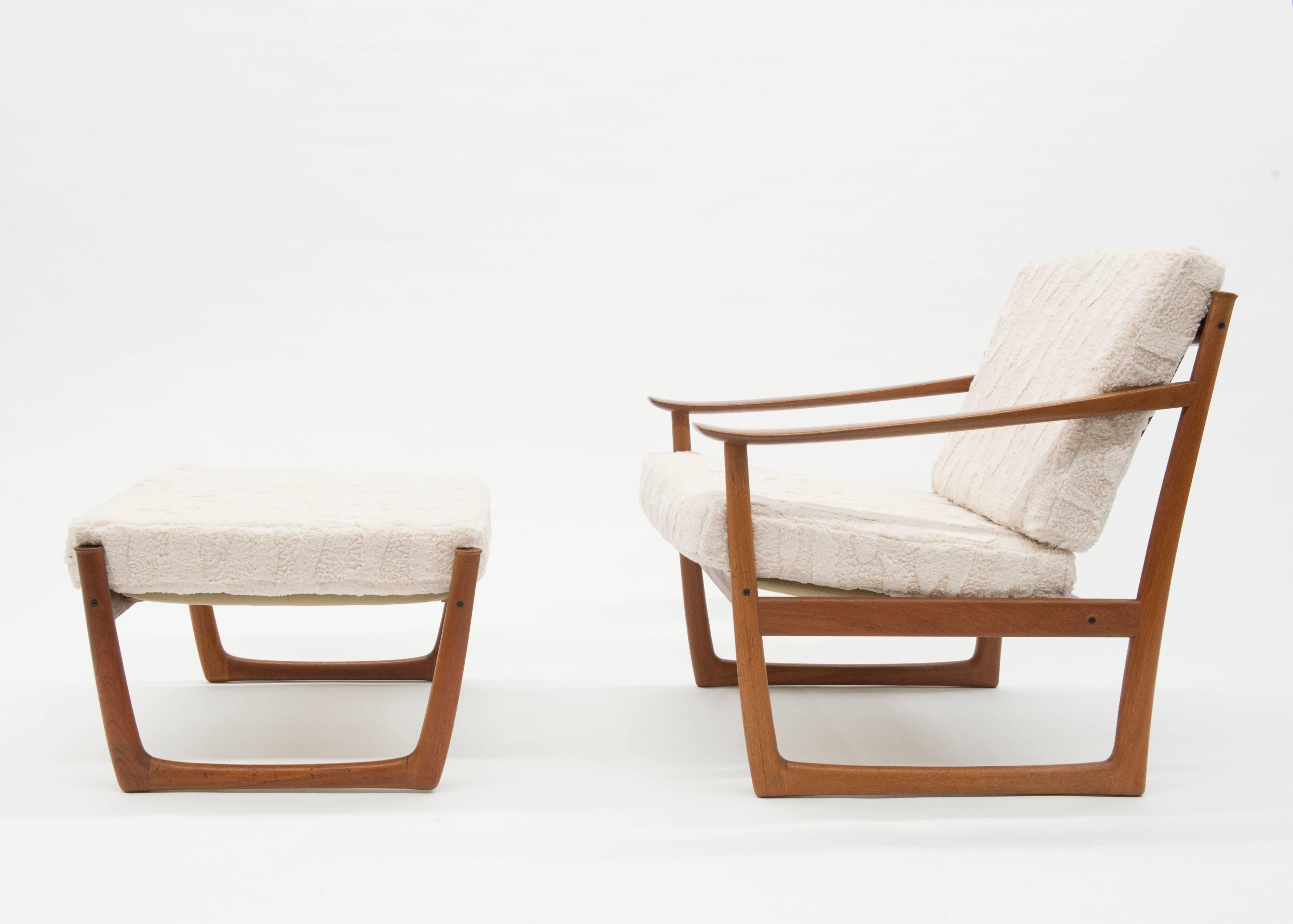 Mid-Century Modern Danish Modern Lounge Chair and Ottoman by Peter Hvidt & Orla Mølgaard-Nielsen