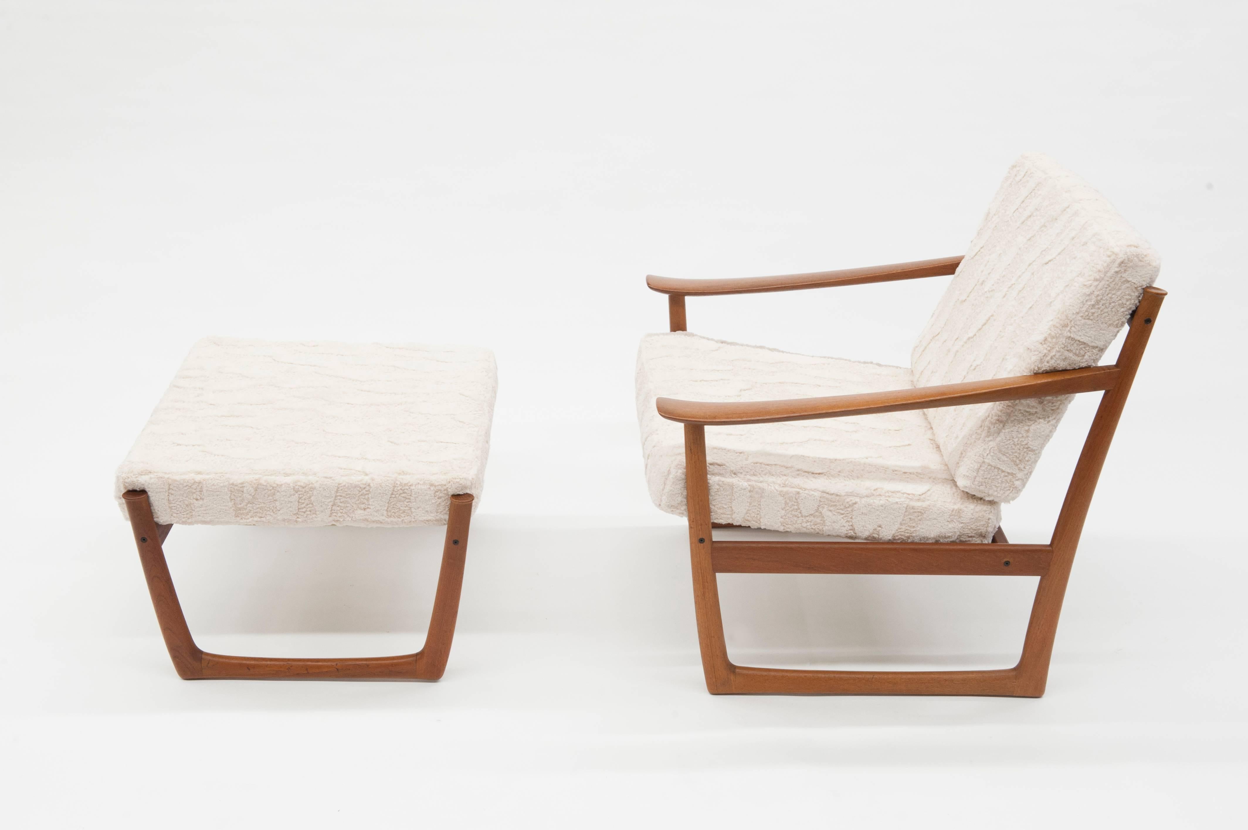 Danish Modern Lounge Chair and Ottoman by Peter Hvidt & Orla Mølgaard-Nielsen 1