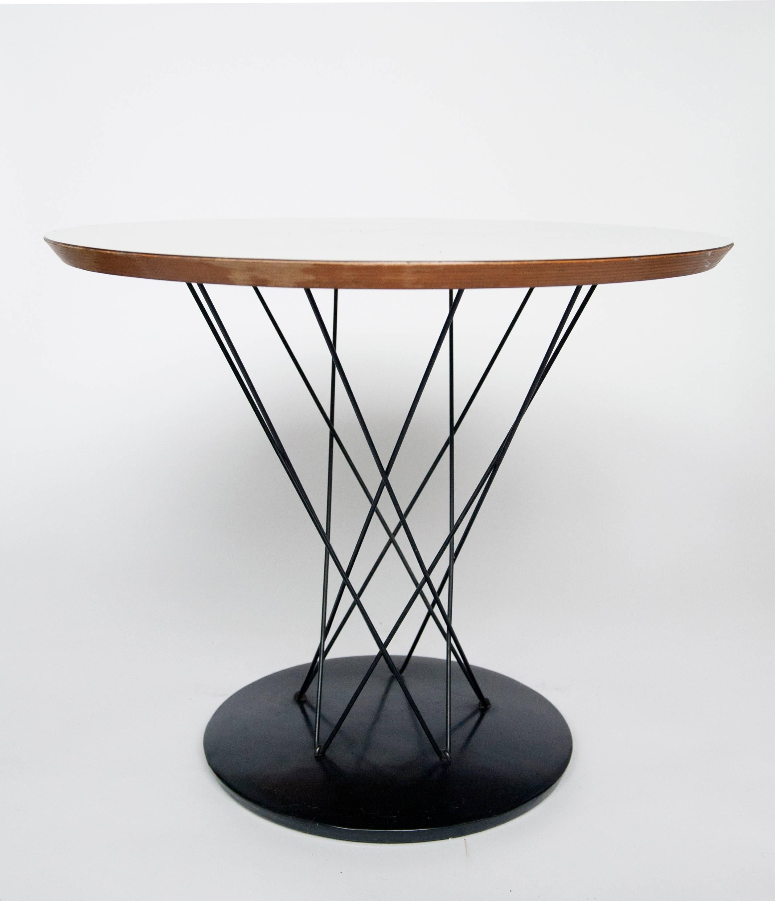 Early Noguchi Cyclone Side Table for Knoll In Excellent Condition In Washington, DC