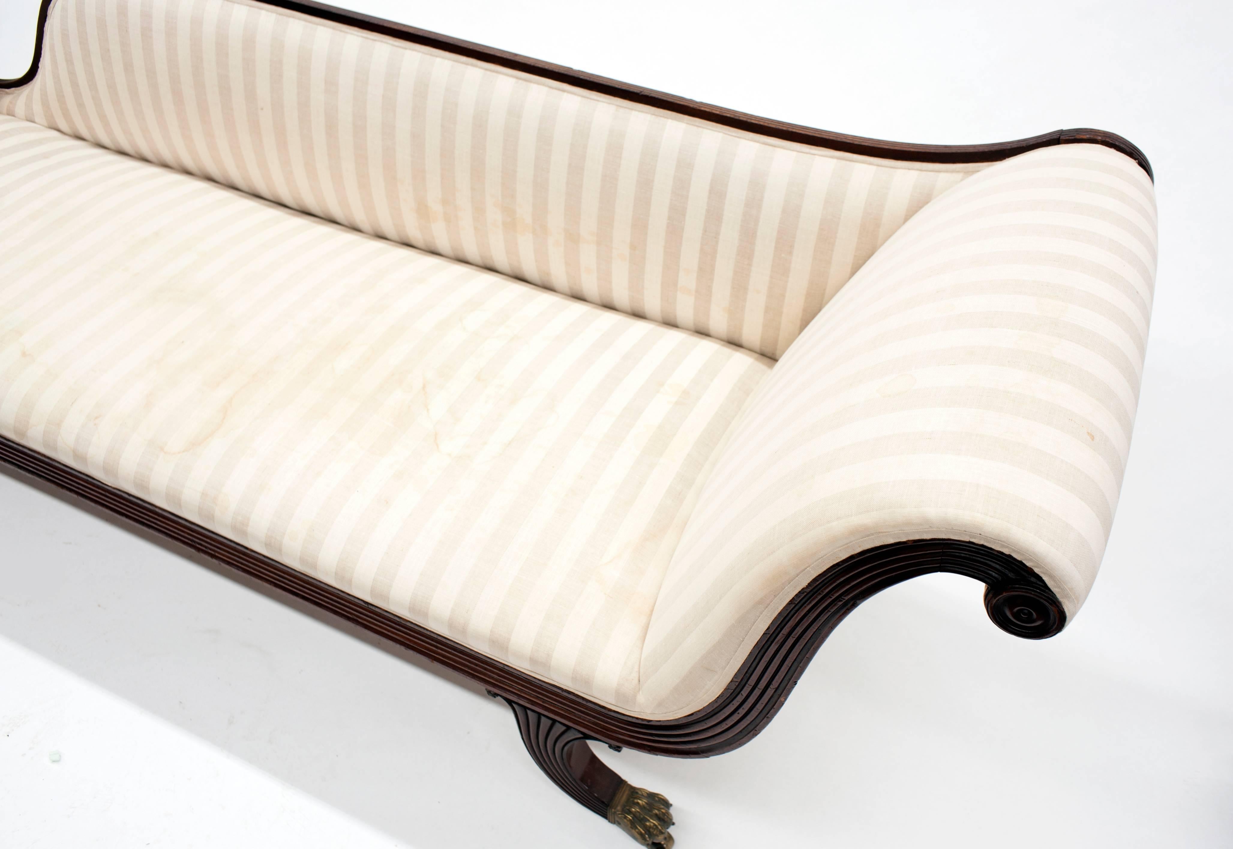 American Classic Federal Antique Chaise Lounge Recamier, circa 1820