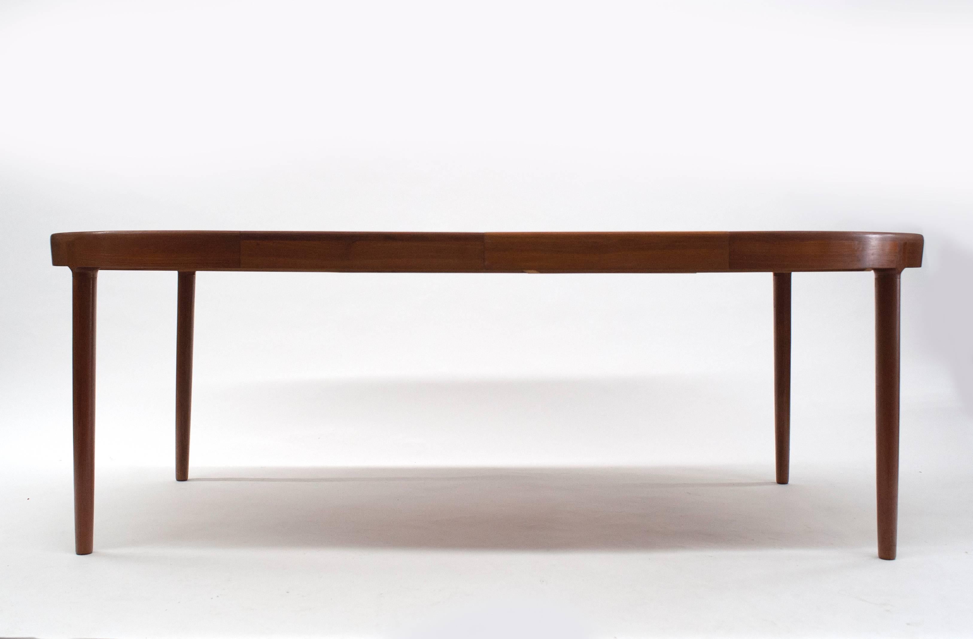 Round Extendable Danish Dining Table by Harry Ostergaard for Randers Møbelfabrik In Excellent Condition In Washington, DC