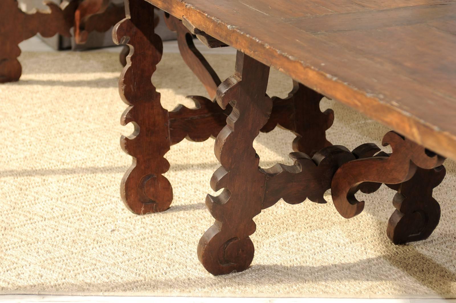 19th Century Catalonian Dining Table with Baroque Style Lyre Legs 4
