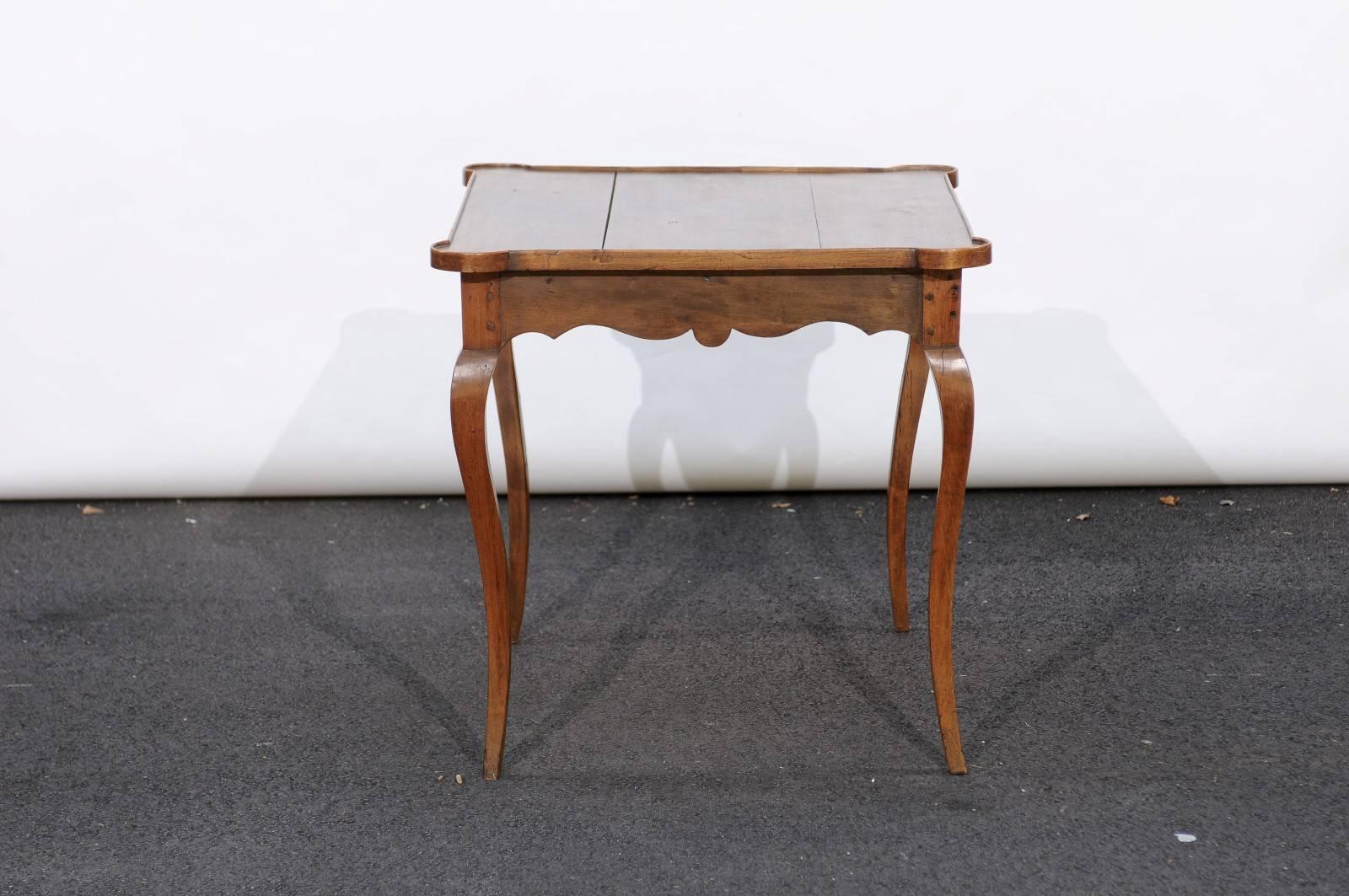 Wood French Louis XV Style 1890s Walnut Game Table with Rounded Corners, Carved Apron