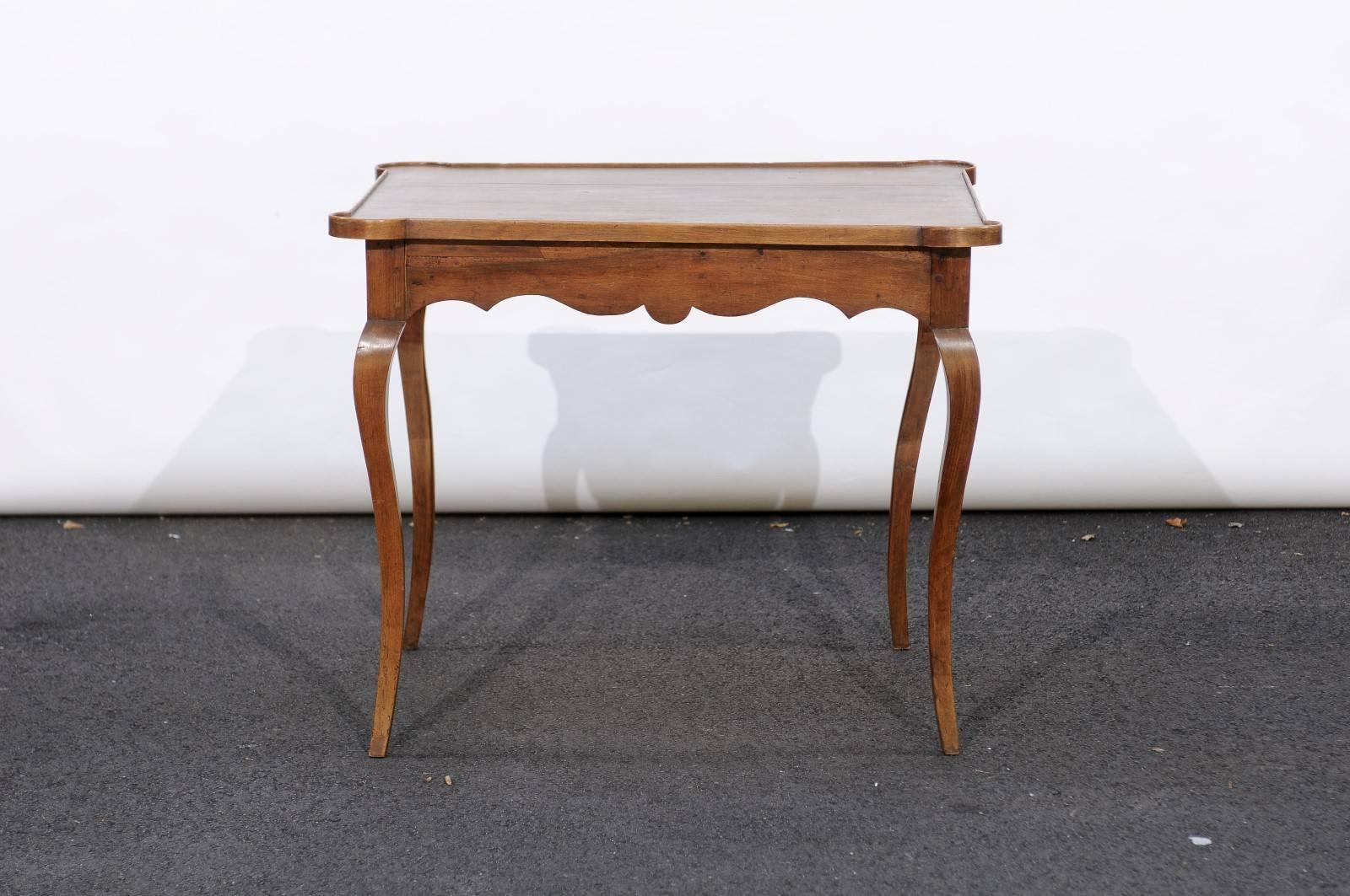 French Louis XV Style 1890s Walnut Game Table with Rounded Corners, Carved Apron 1