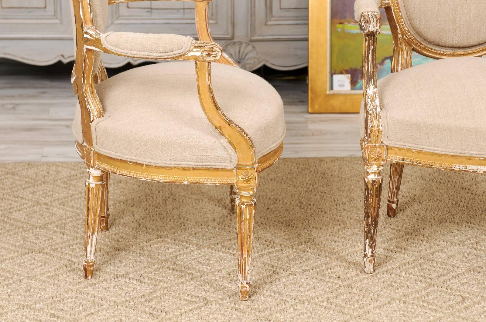 Pair of French Louis XVI Style Giltwood Fauteuils with Oval Backs with Linen 1